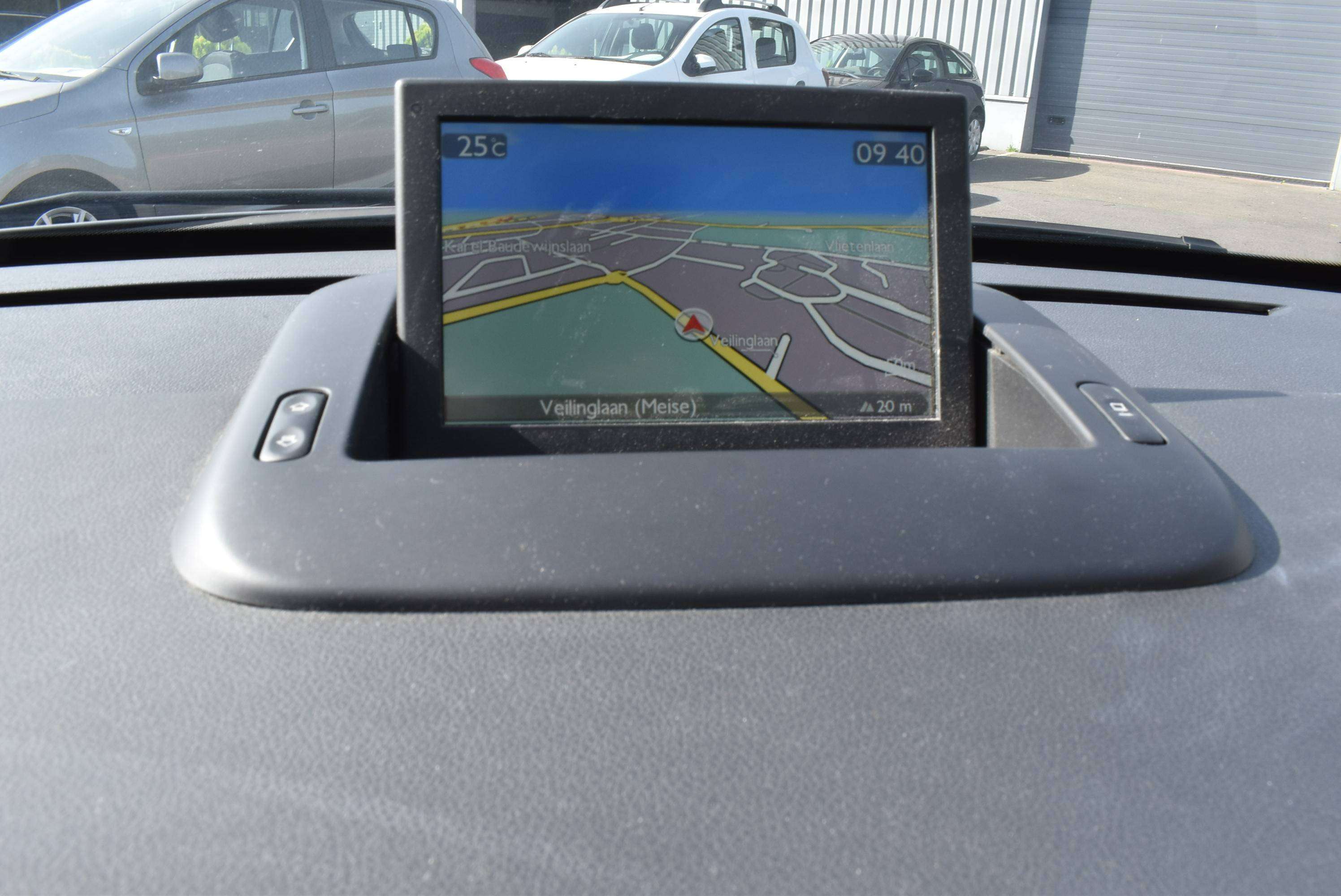 Peugeot 3008 1.6 e-HDi Autom Allure Pack GPSPano **B2B FIX PRIC