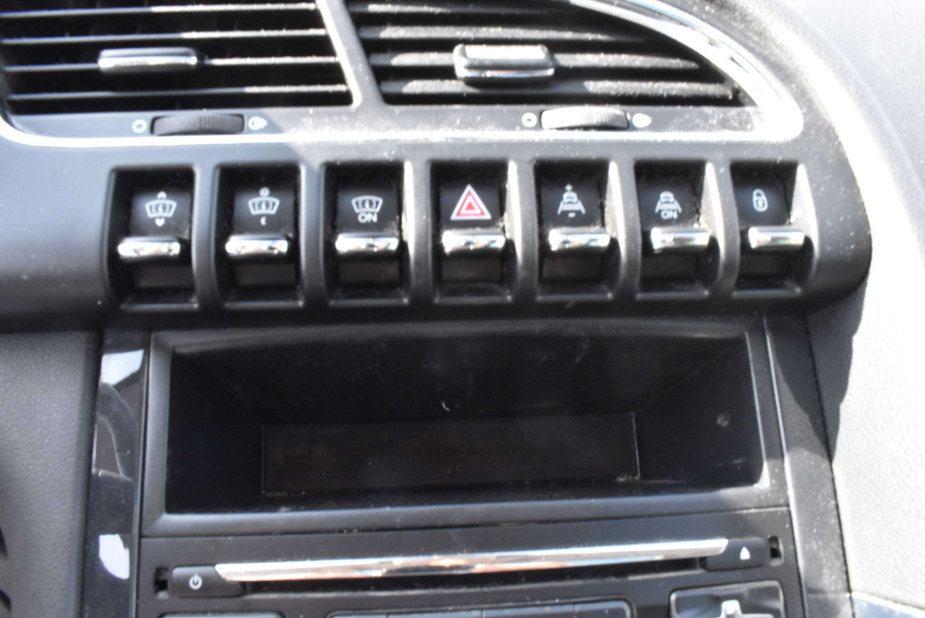 Peugeot 3008 1.6 e-HDi Autom Allure Pack GPSPano **B2B FIX PRIC