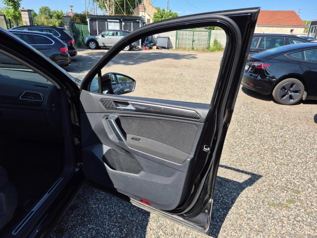 Volkswagen Tiguan 2.0 TDI 150 LIFE BUSINESS DSG BVA