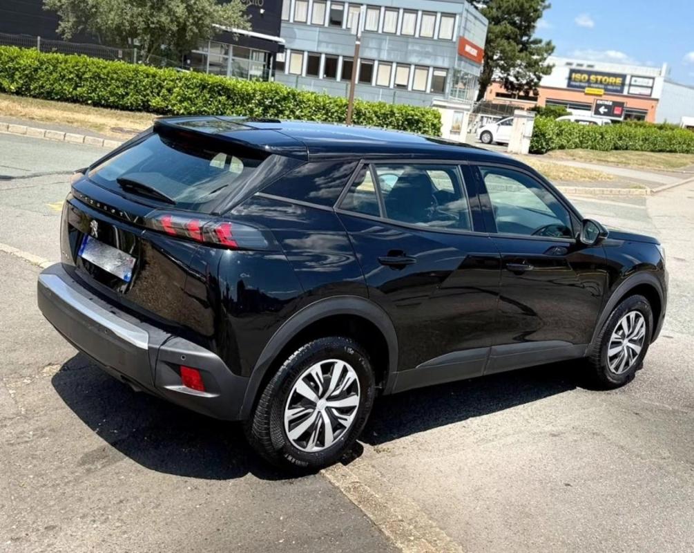 Peugeot 2008 1.2 PT 100 CV ACTIVE PACK 10/2023 9990 HT PRIX EXPORT