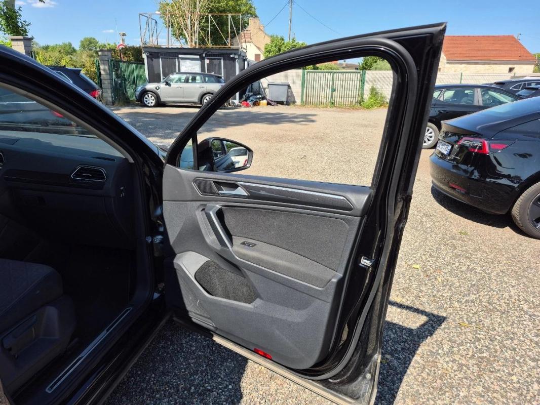 Volkswagen Tiguan 1.5 TSI 150 LIFE BUSINESS DSG BVA