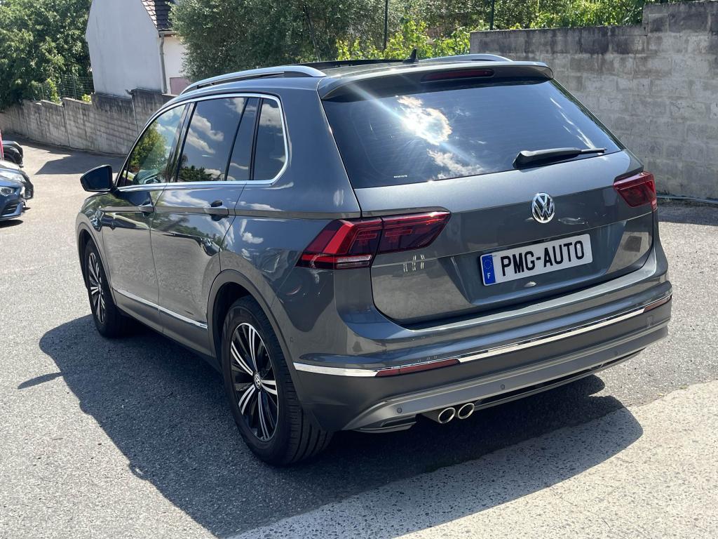 Volkswagen Tiguan 2.0 16V TDI BlueMotion - 150 BV DSG 7 2016 Carat Exclusive PHASE 1