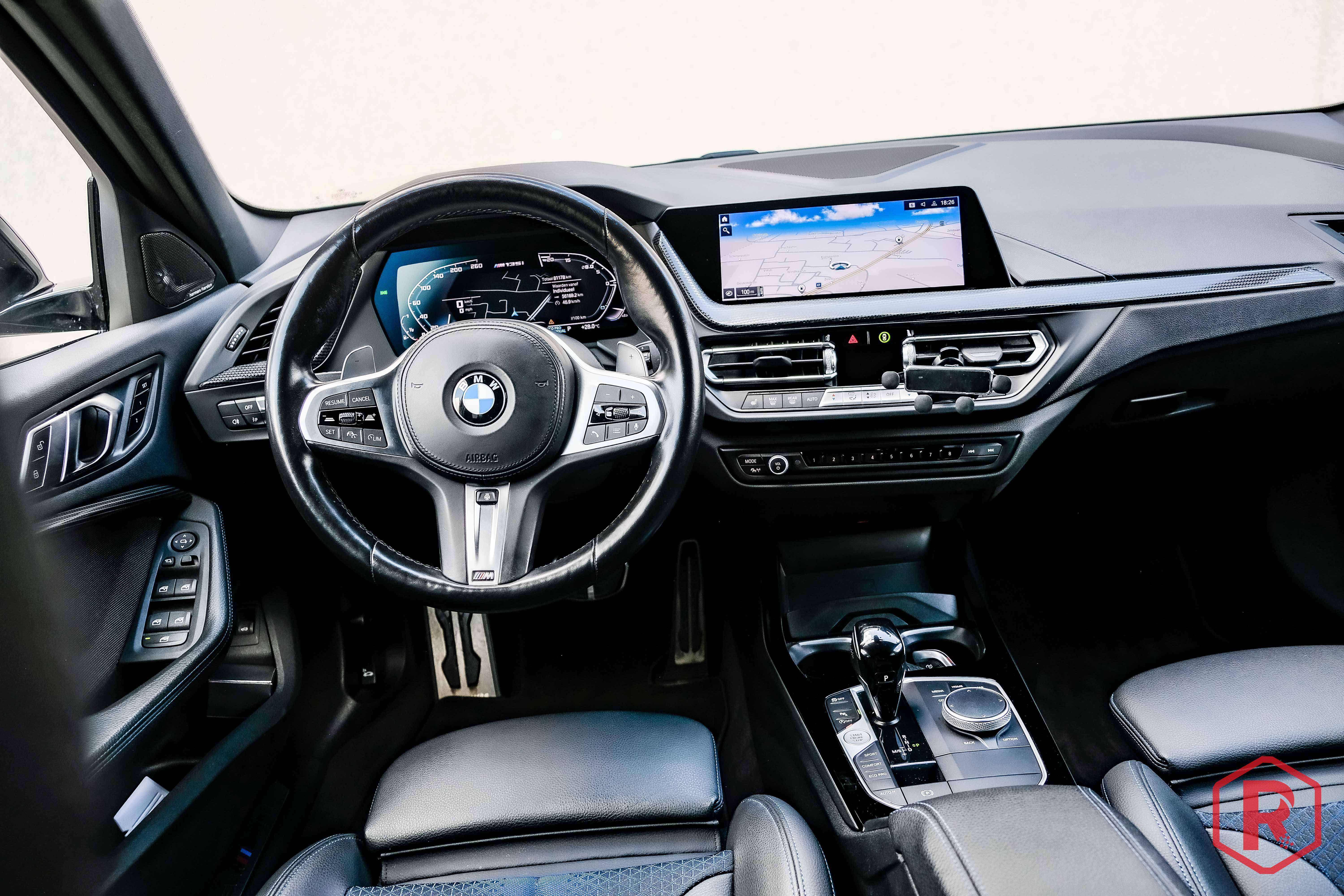 BMW 135 M135i Harman Kardon ACC Head-up Historiek