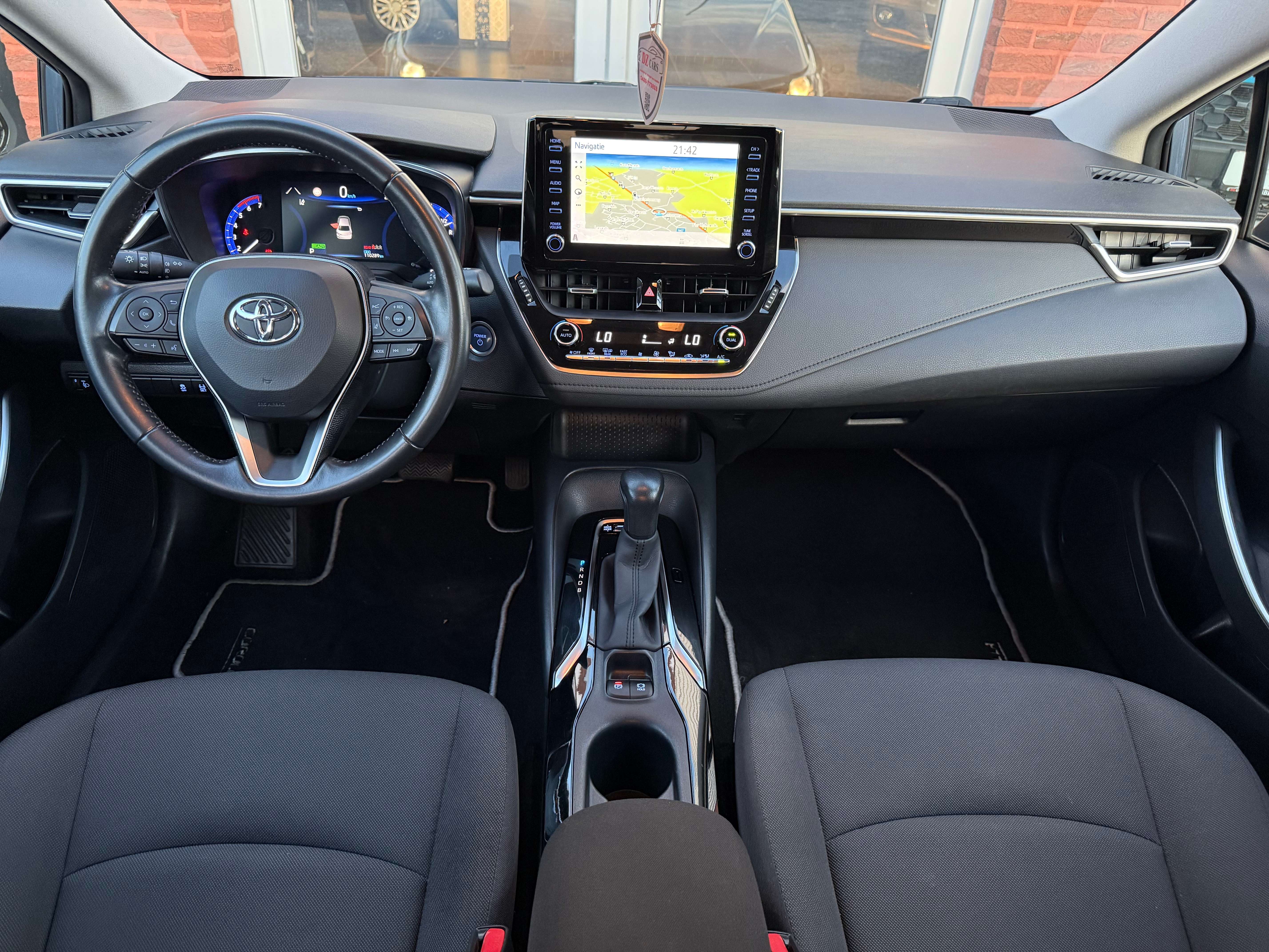 Toyota Corolla HYBRID 1.8I 98PK |✅NAVI | KEY LESS | ACC | LANE ASSIST | APPLE CARPLAY