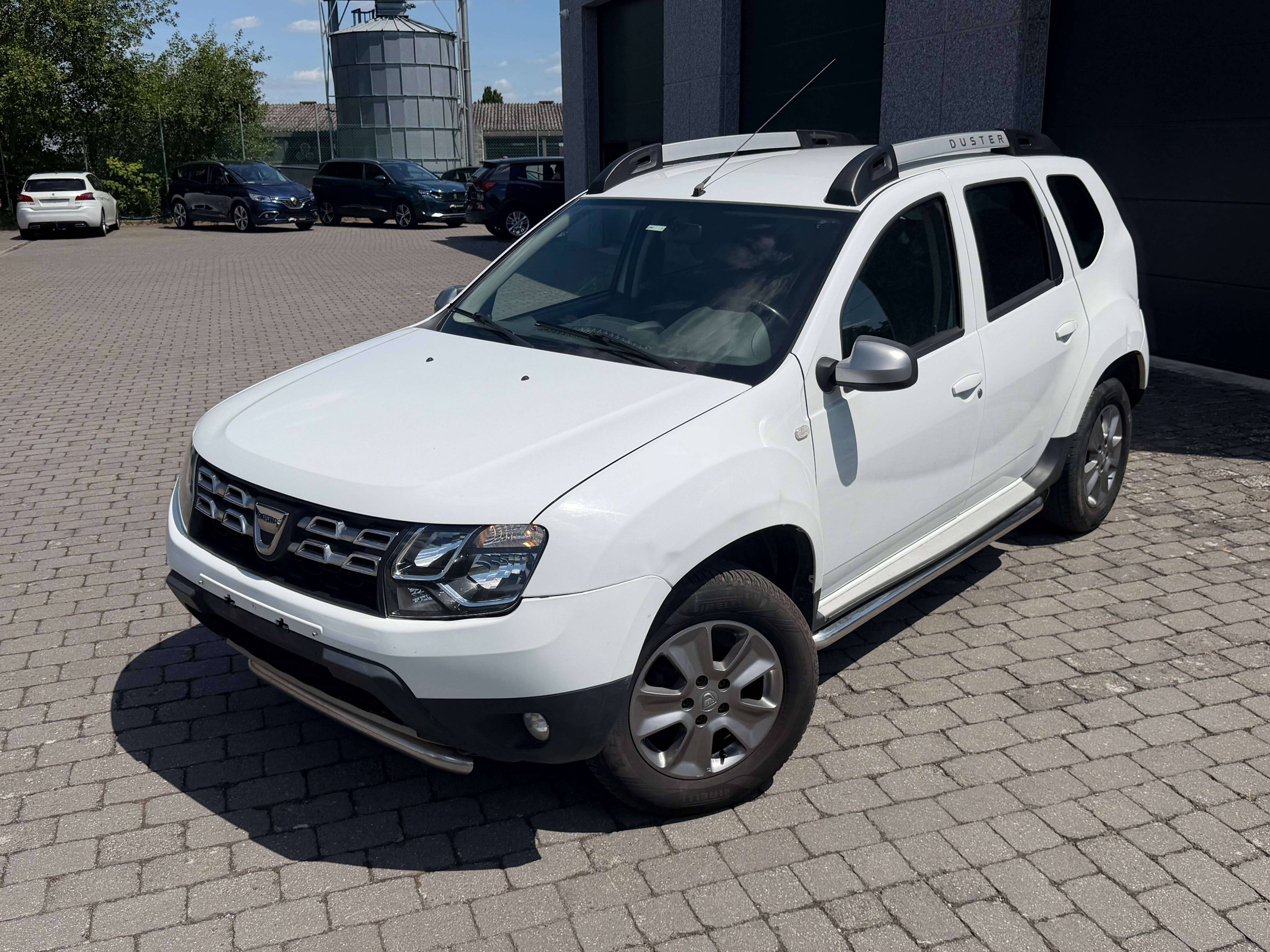 Dacia Duster MARCHAND OU EXPORT !!! 1.5 dCi, Capteurs AR, Climatisation, Cuir