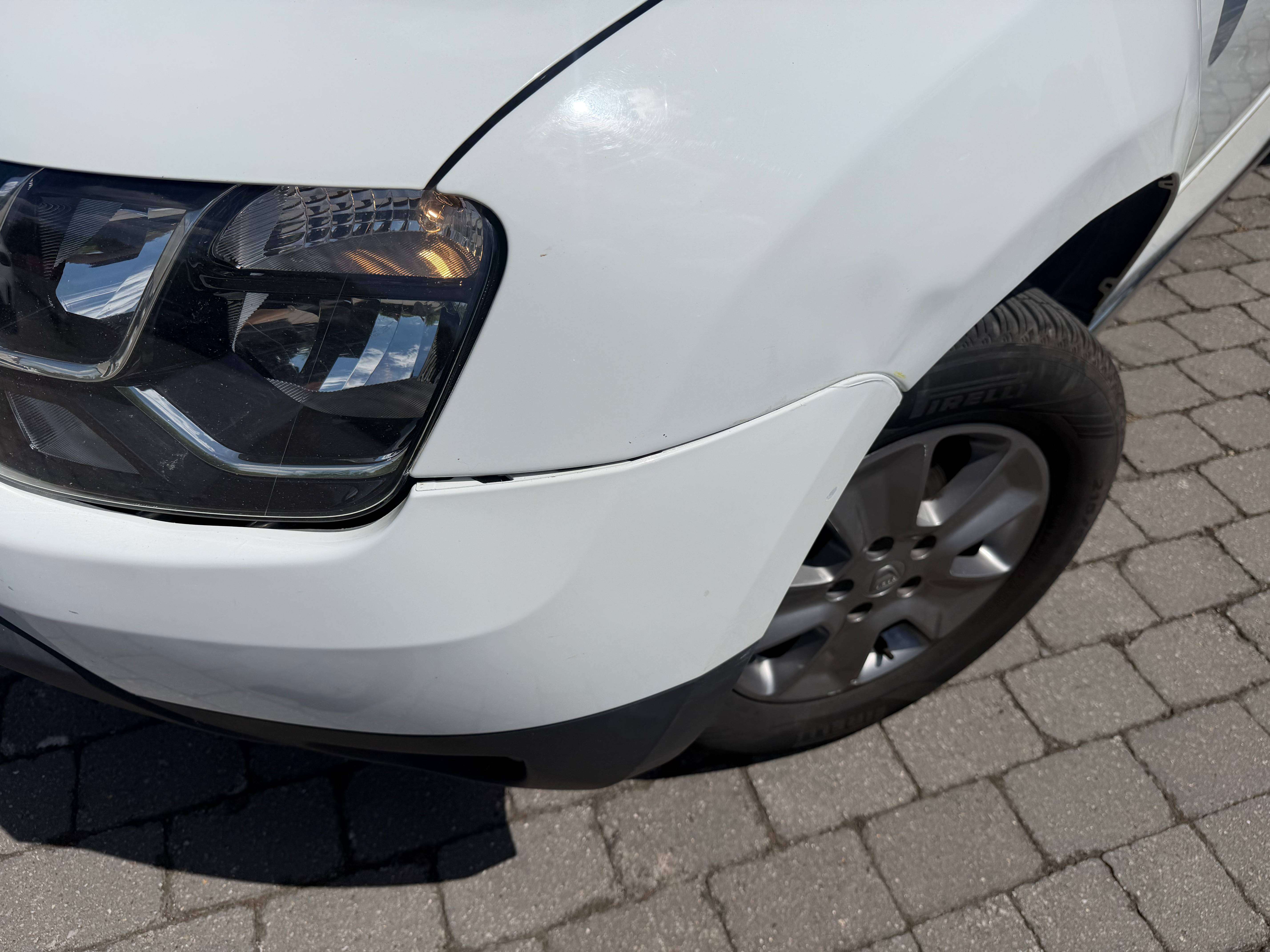 Dacia Duster MARCHAND OU EXPORT !!! 1.5 dCi, Capteurs AR, Climatisation, Cuir