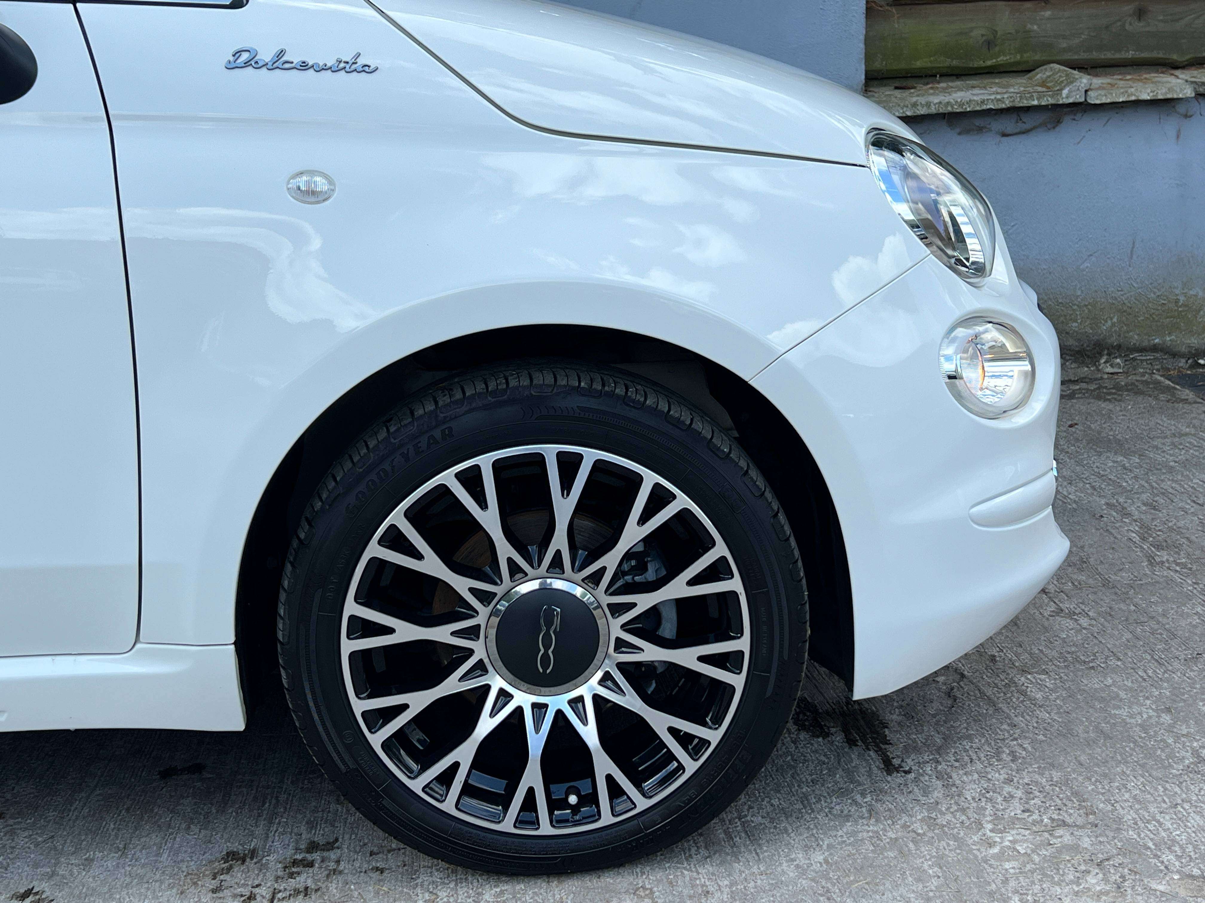 Fiat 500 1.0i MHEV Hybrid Dolcevita (GARANTIE 12 MOIS)