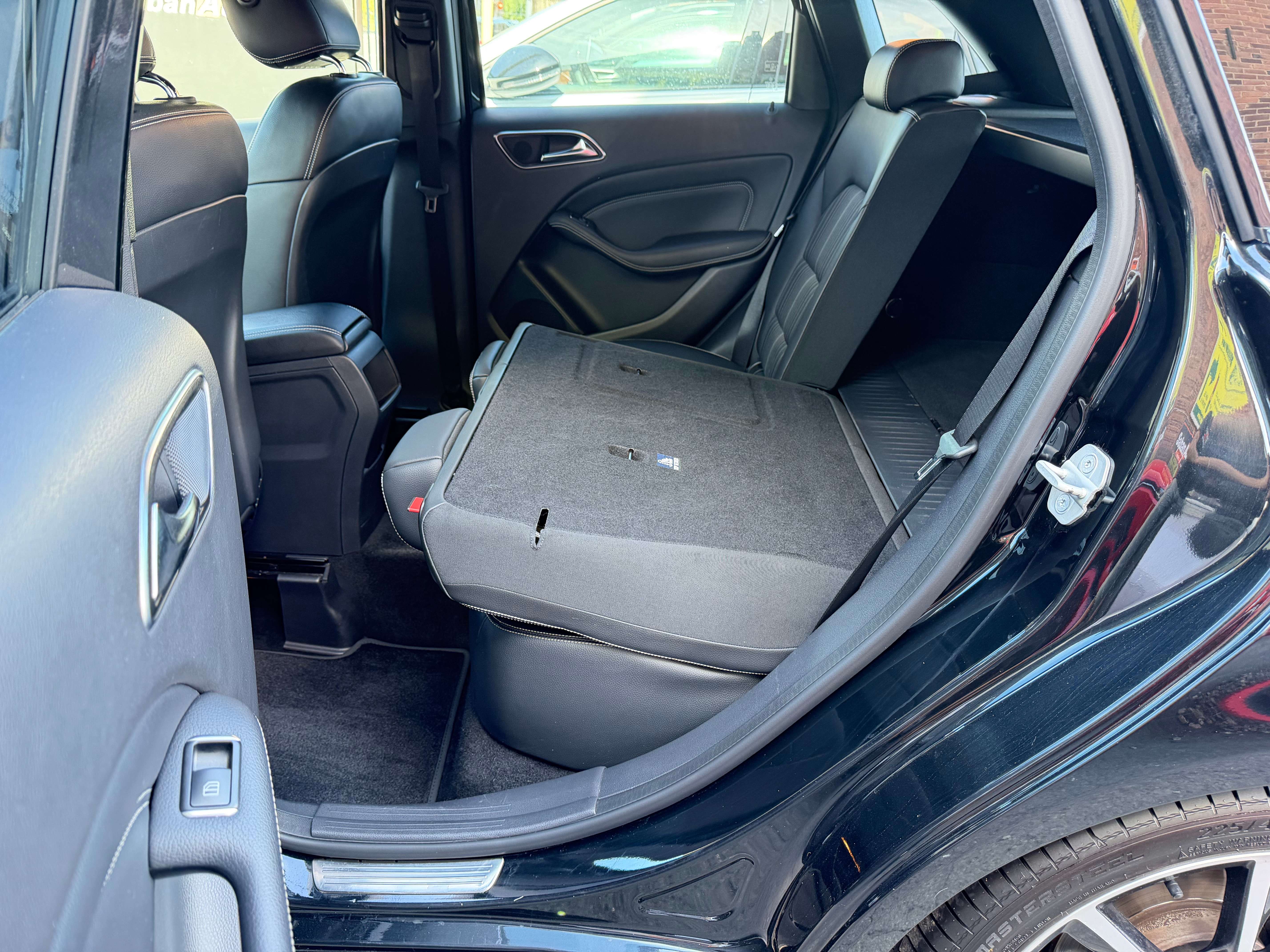 Mercedes-Benz B 180 B 180 CDI ° XENON ° NAVI ° CUIR ° LED ° JANTES 18 ° GARANTI 12 MOIS !