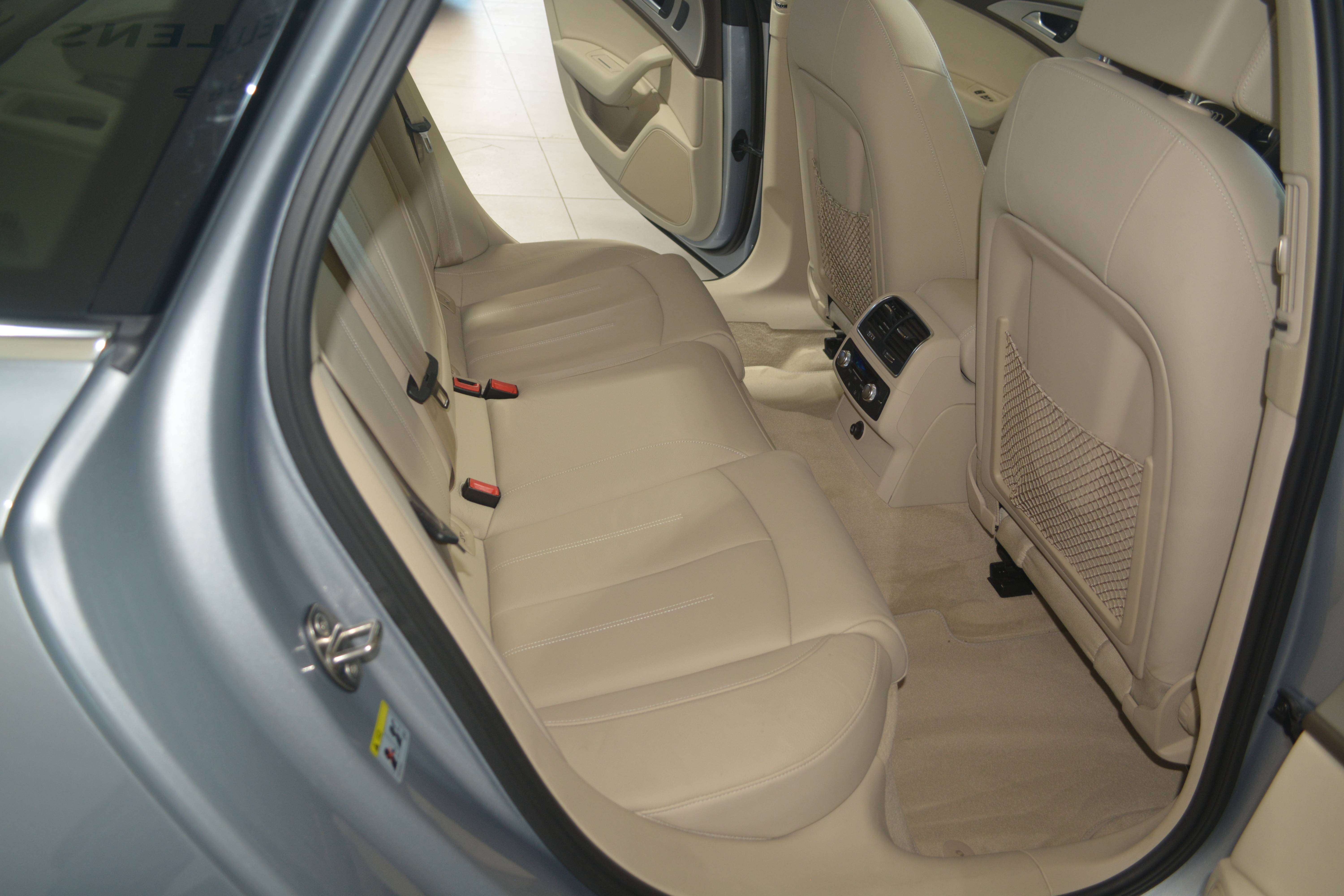 Audi A6 A6 1.8 TFSI ultra S tronic / LEDER / NAVI + CAMERA / SCHUIFDAK