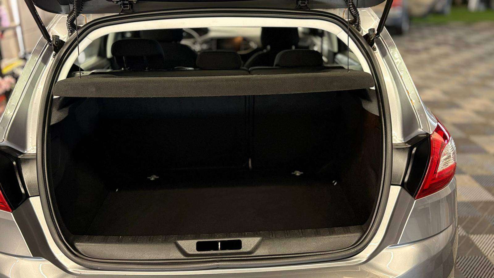 Peugeot 308 1.2i benzine bj. 2015 1ste eigenaar Euro 6