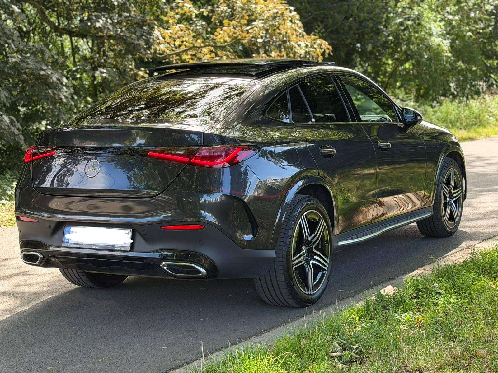 Mercedes-Benz GLC 200 Coupé 200 Star Edition-AMG Line- Full options