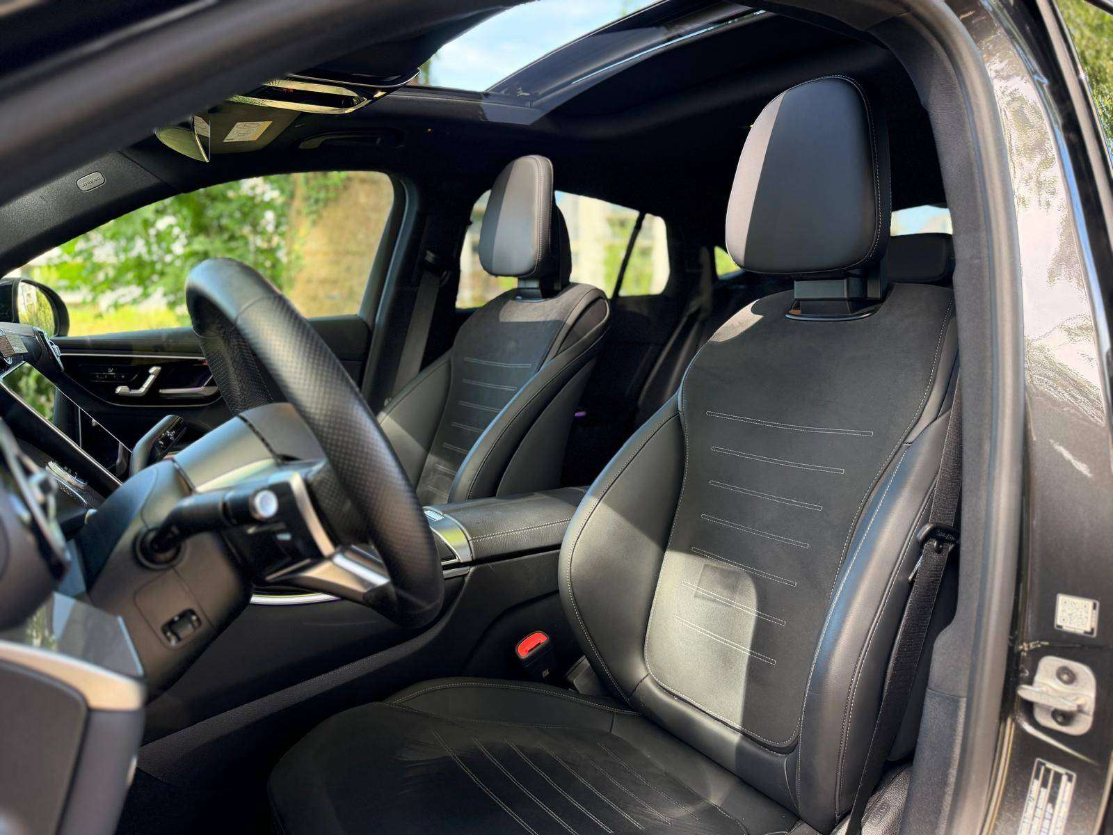 Mercedes-Benz GLC 200 Coupé 200 Star Edition-AMG Line- Full options
