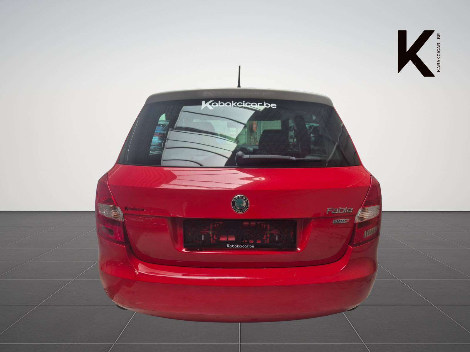 Skoda Fabia 1.2i Active / Voiture Jeune Permis / Garantie 12 Mois