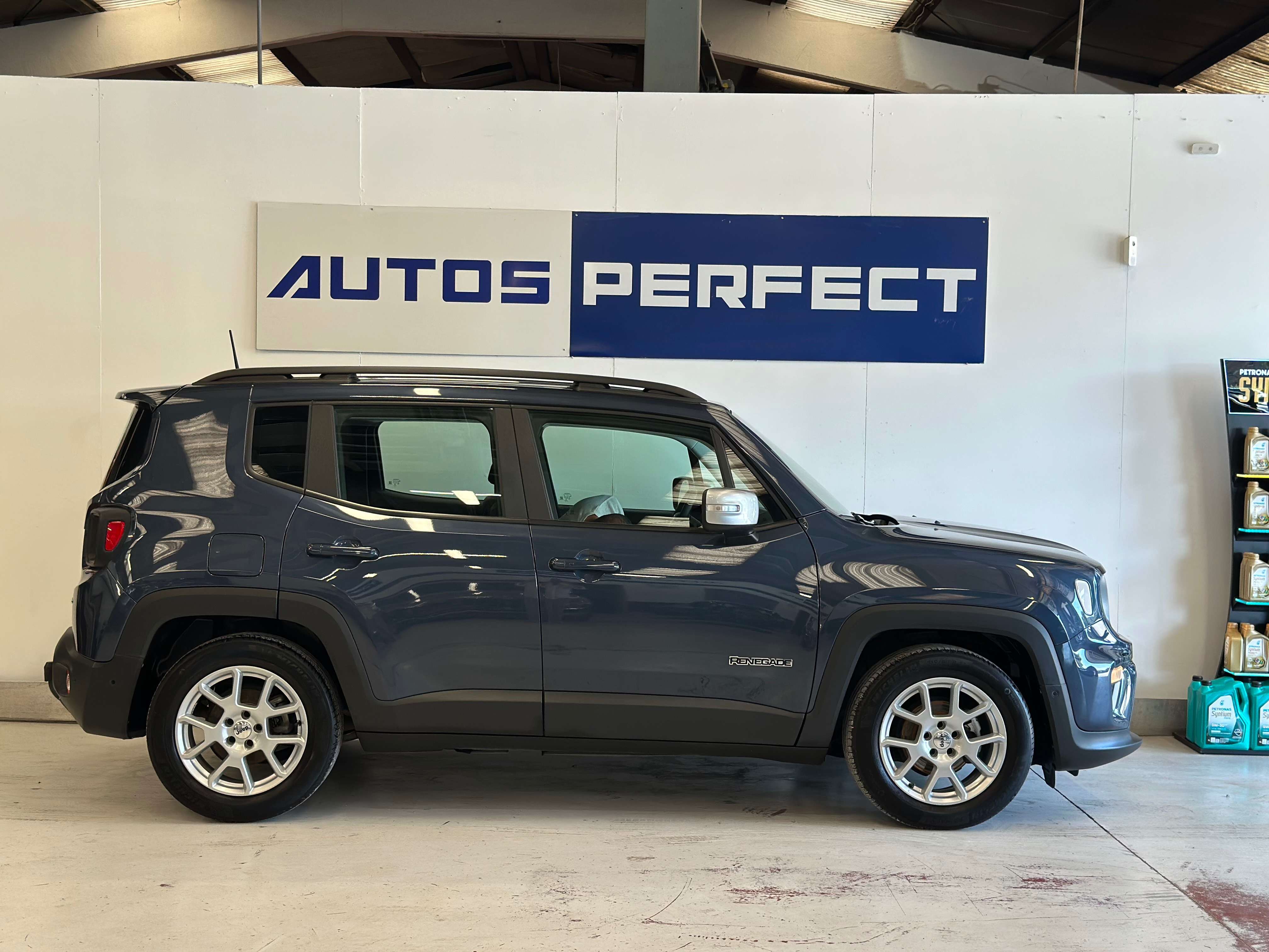 Jeep Renegade 1.0 Limited *31.270KM* PDC NAVI CAMERA LIM CRUISE ADAPTATIF CLIM BIZONE