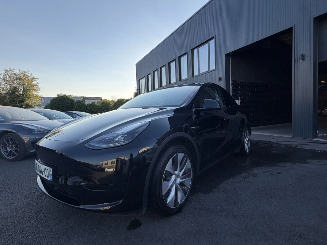 Tesla Model Y PROPULSION