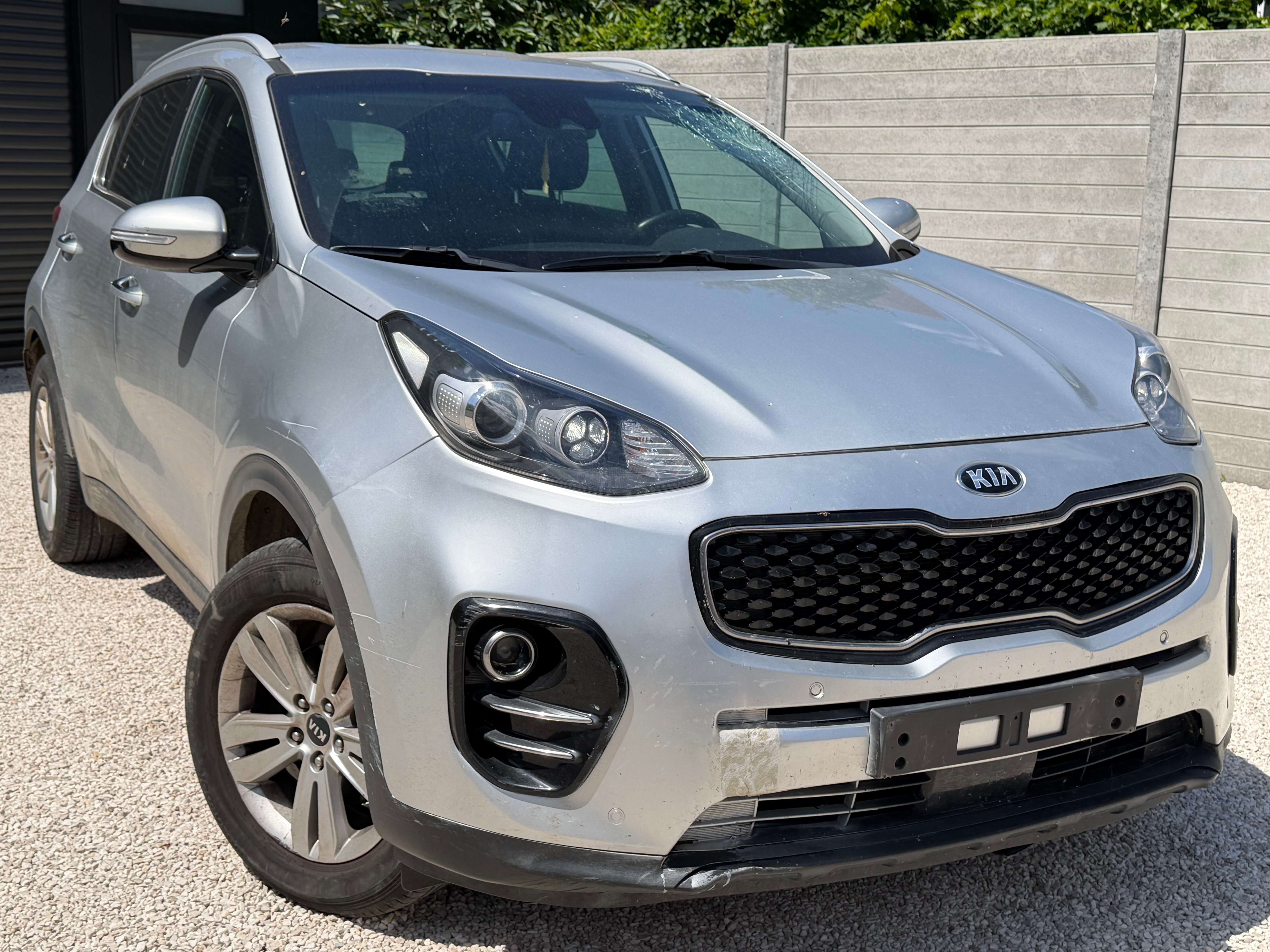 Kia Sportage Sportage 1.6i • CUIR • NAVI • CAMERA • DEGAT CARROSSERIE !