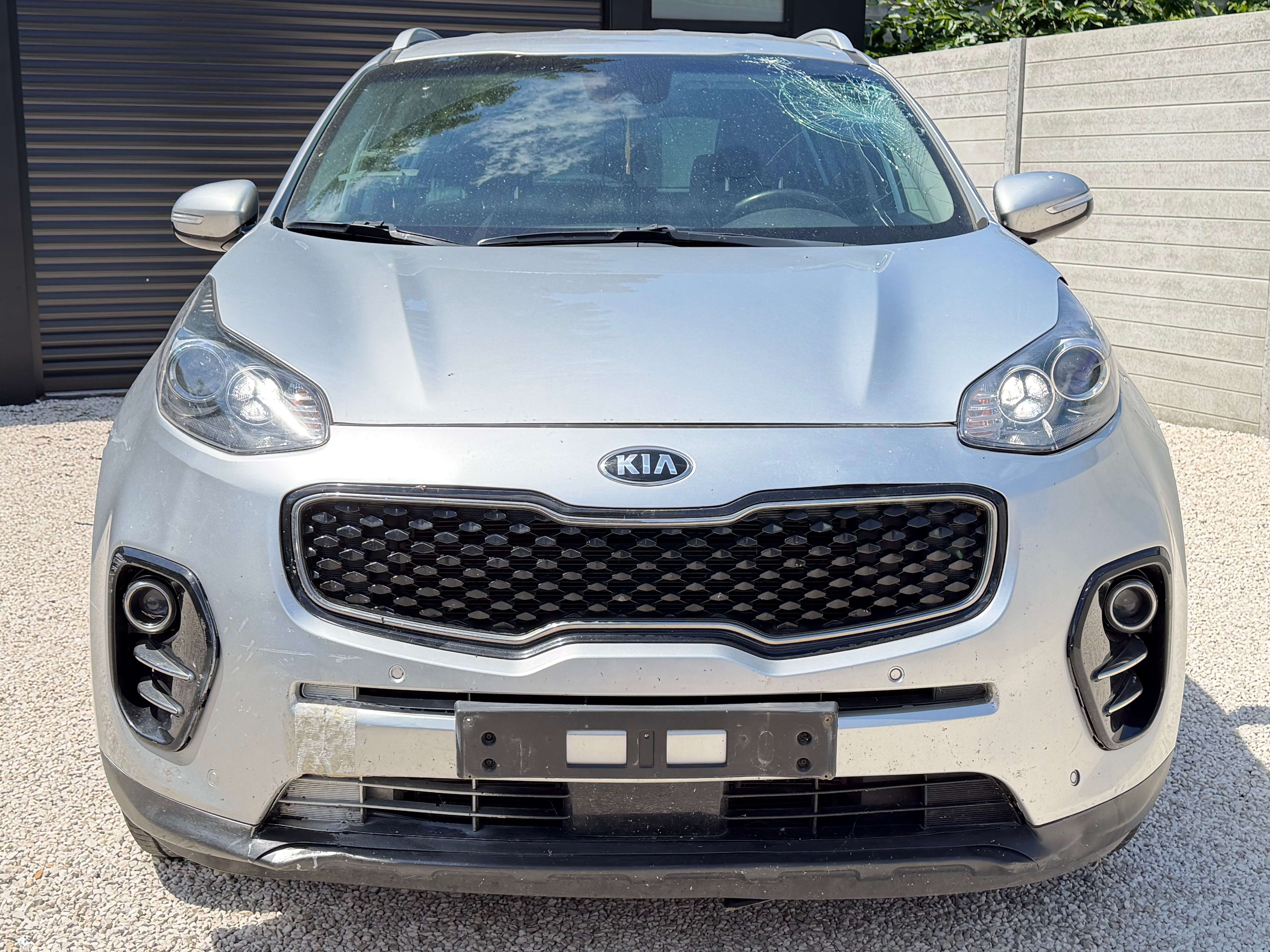 Kia Sportage Sportage 1.6i • CUIR • NAVI • CAMERA • DEGAT CARROSSERIE !