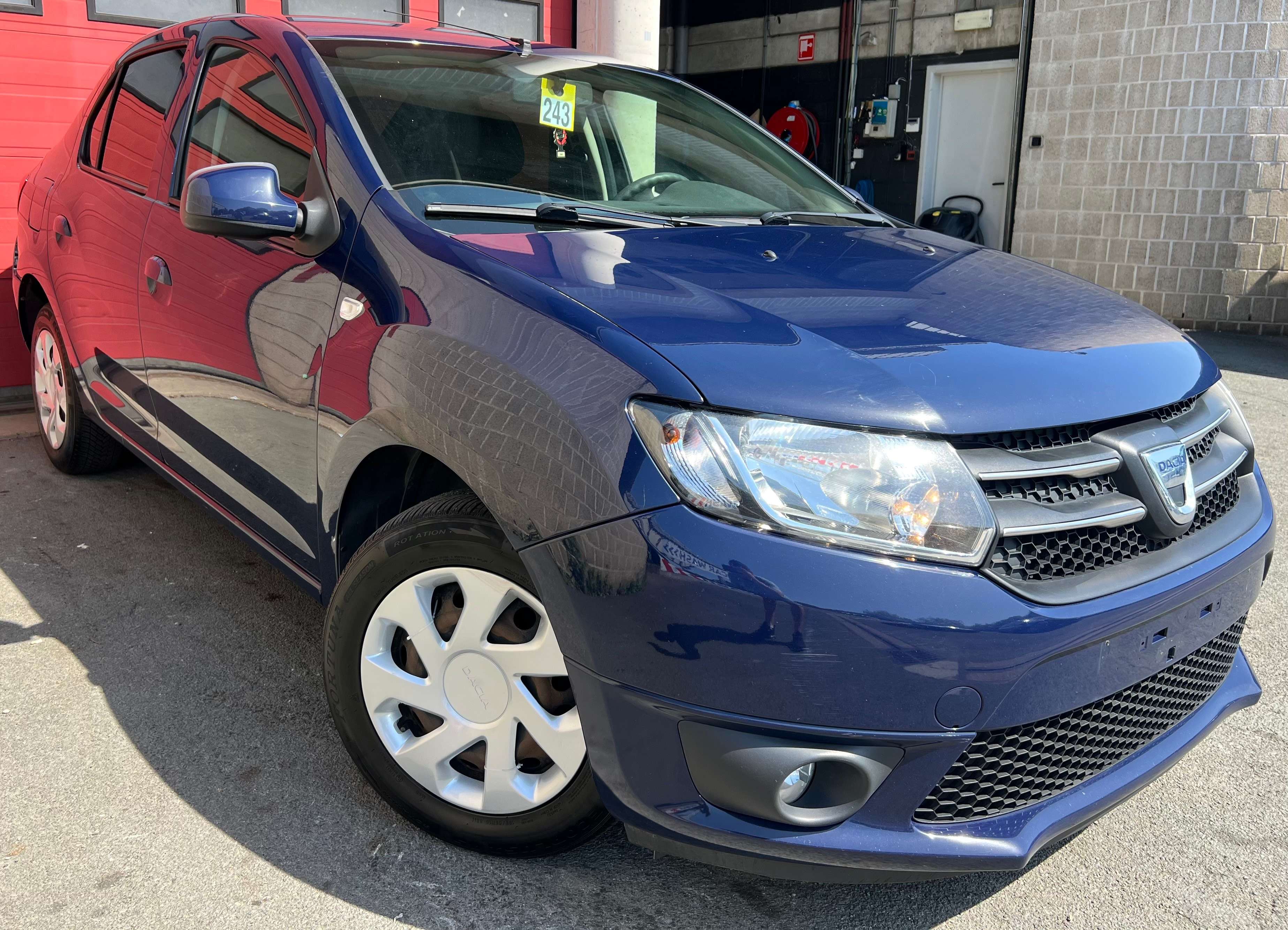 Dacia Logan 1.2i Ambiance + CLIM + CAR-PASS