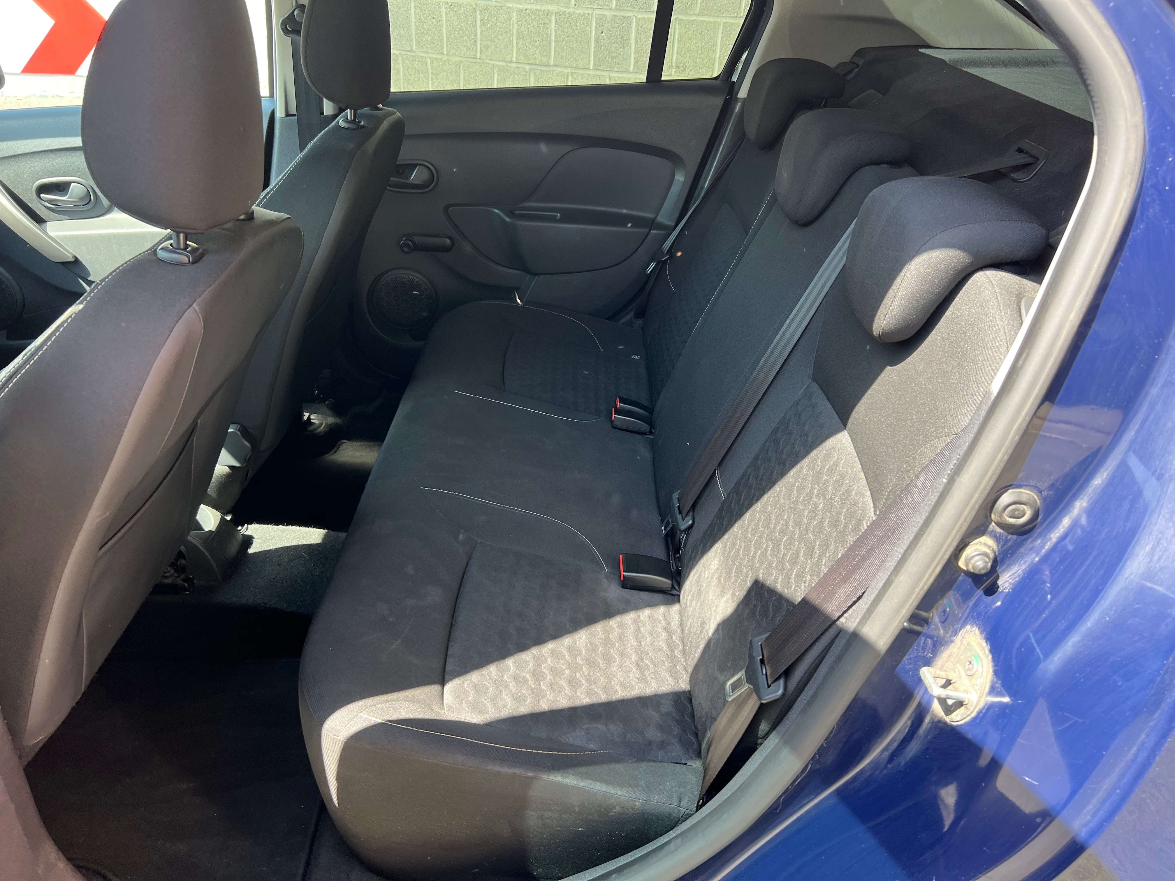 Dacia Logan 1.2i Ambiance + CLIM + CAR-PASS