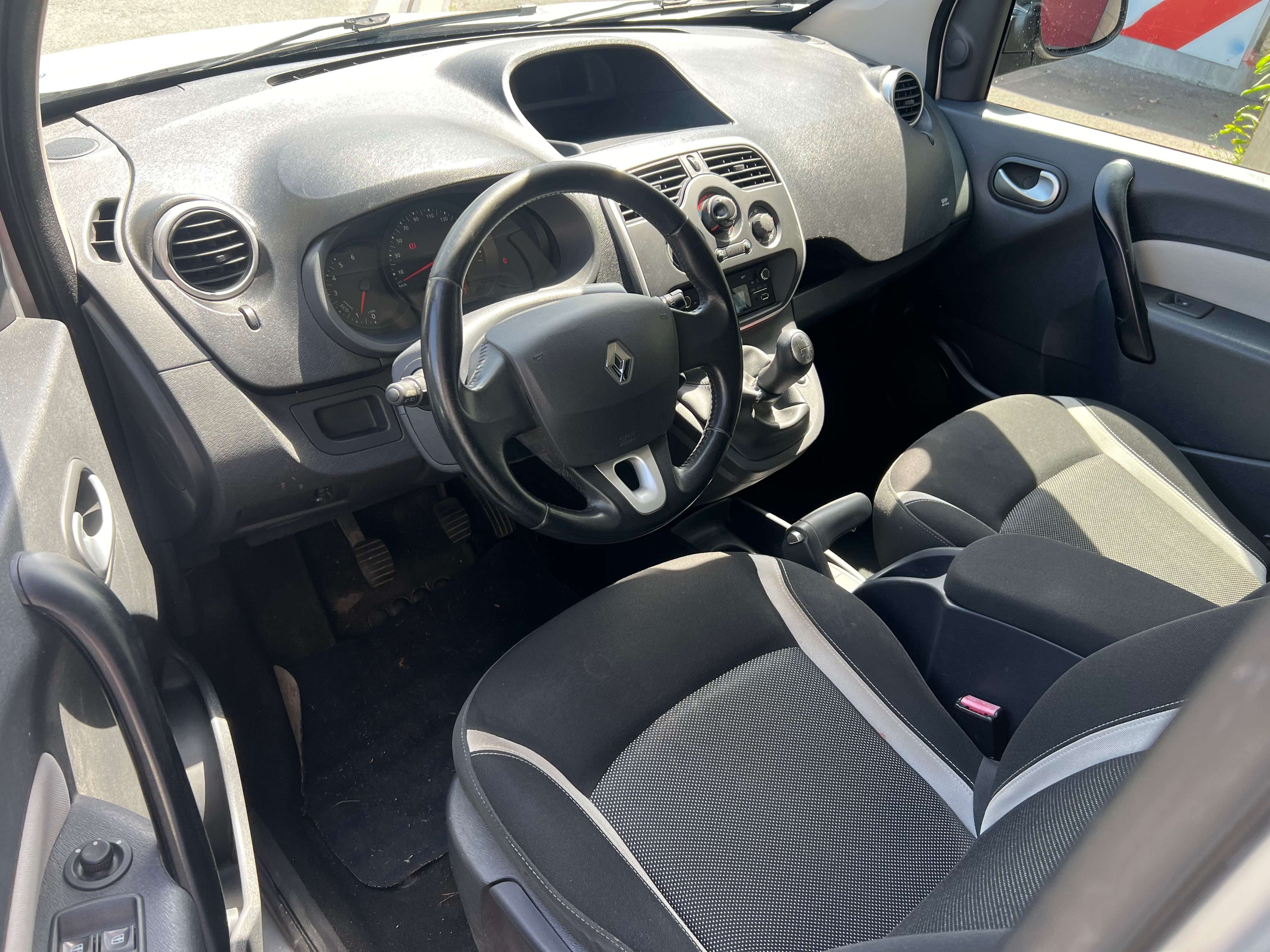 Renault Kangoo 1.5 dCie Limited + CLIM + 5 PLACES