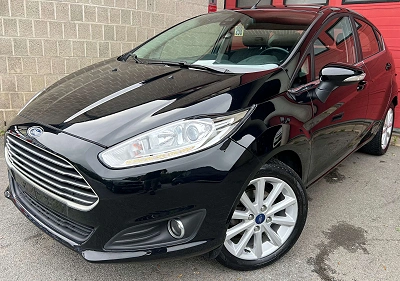 Ford Fiesta 1.0 EcoBoost Black + CLIM + CAR-PASS + CARNET