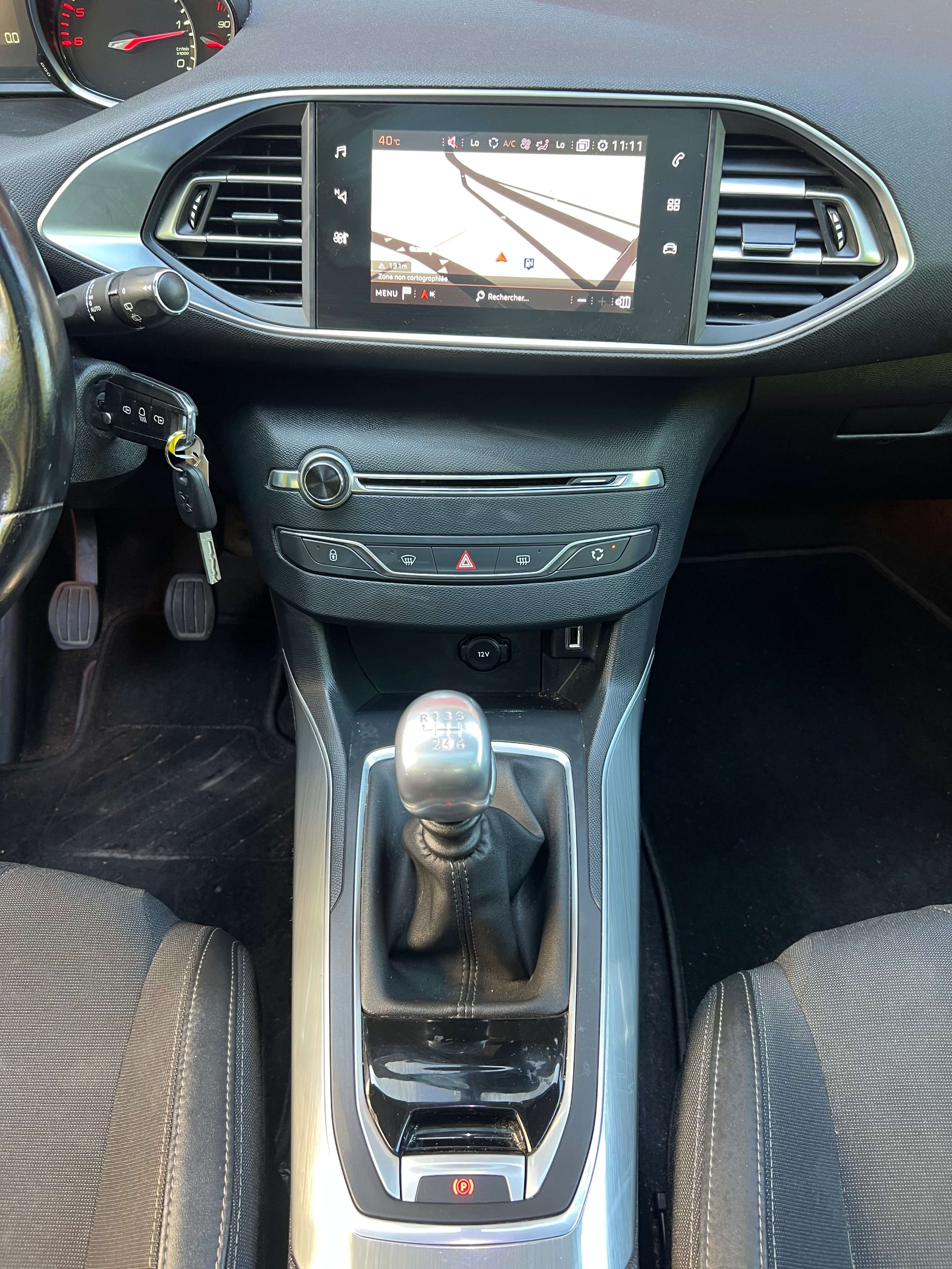 Peugeot 308 SW 1.5 BlueHDi Allure + NAVI + CAR-PASS + PANO