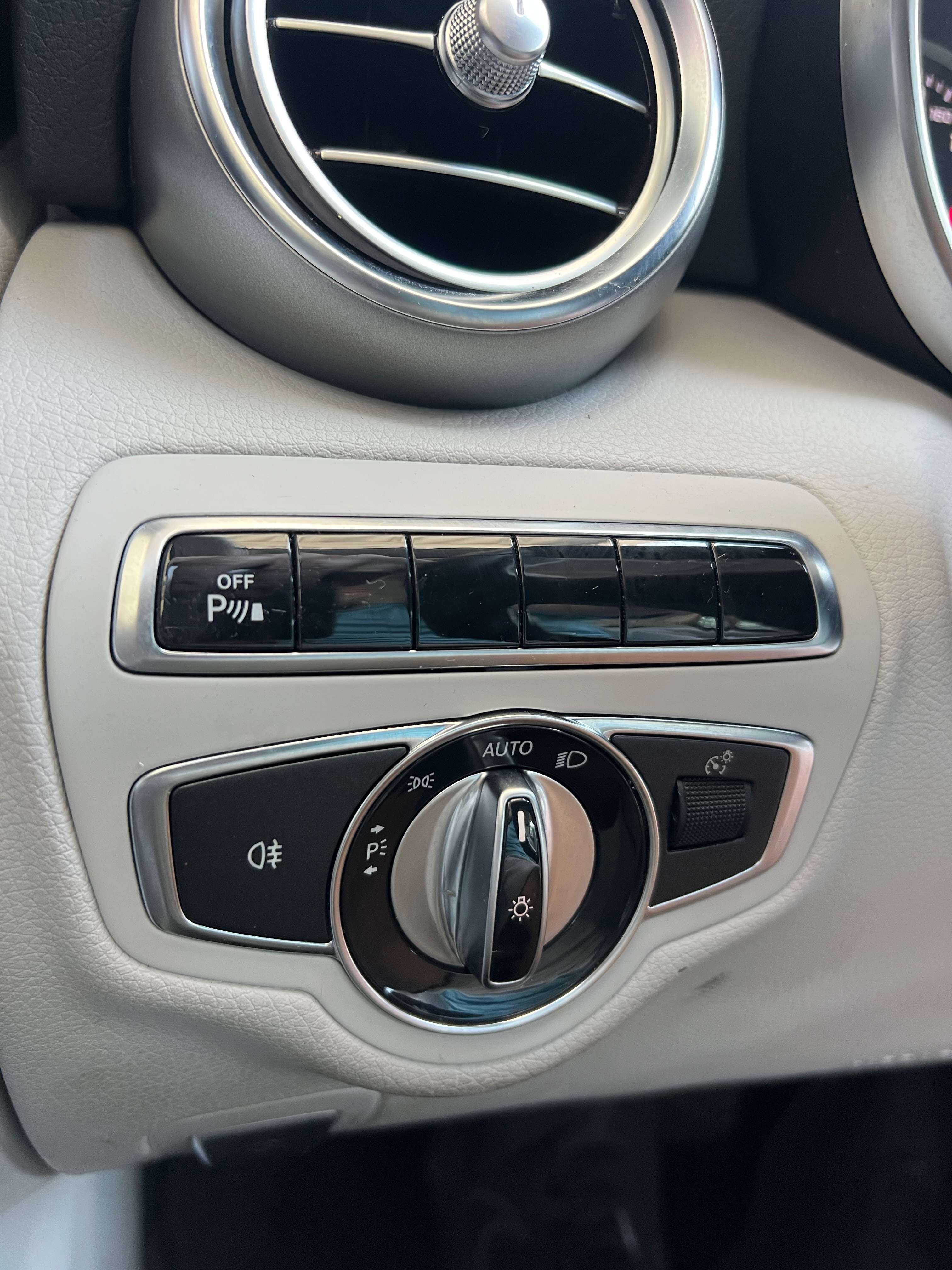 Mercedes-Benz C 180 CAR-PASS + NAVI + GARANTIE