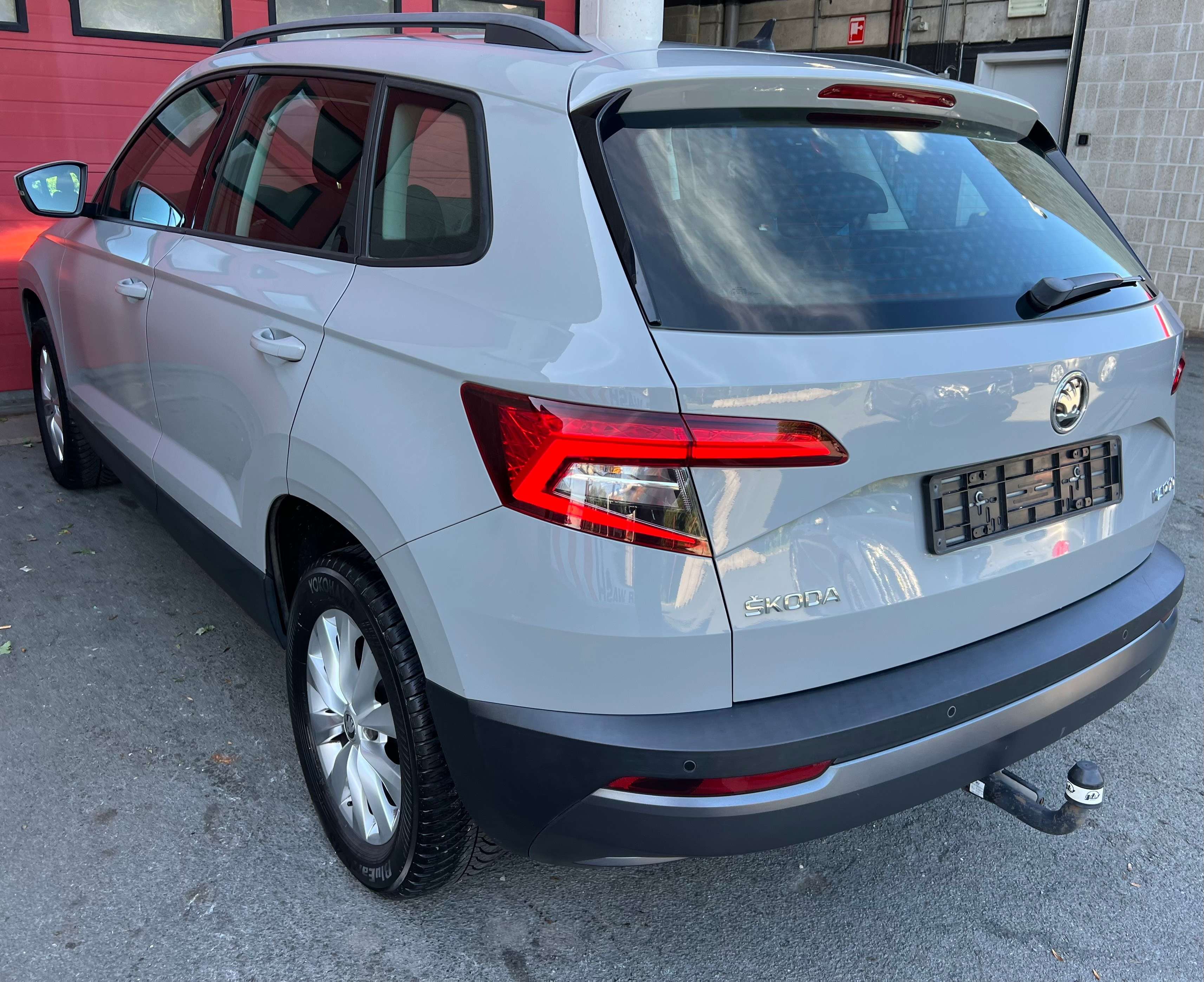 Skoda Karoq 1.0 TSI Ambition + CAR-PASS + GARANTIE + CAMÉRA + NAVI