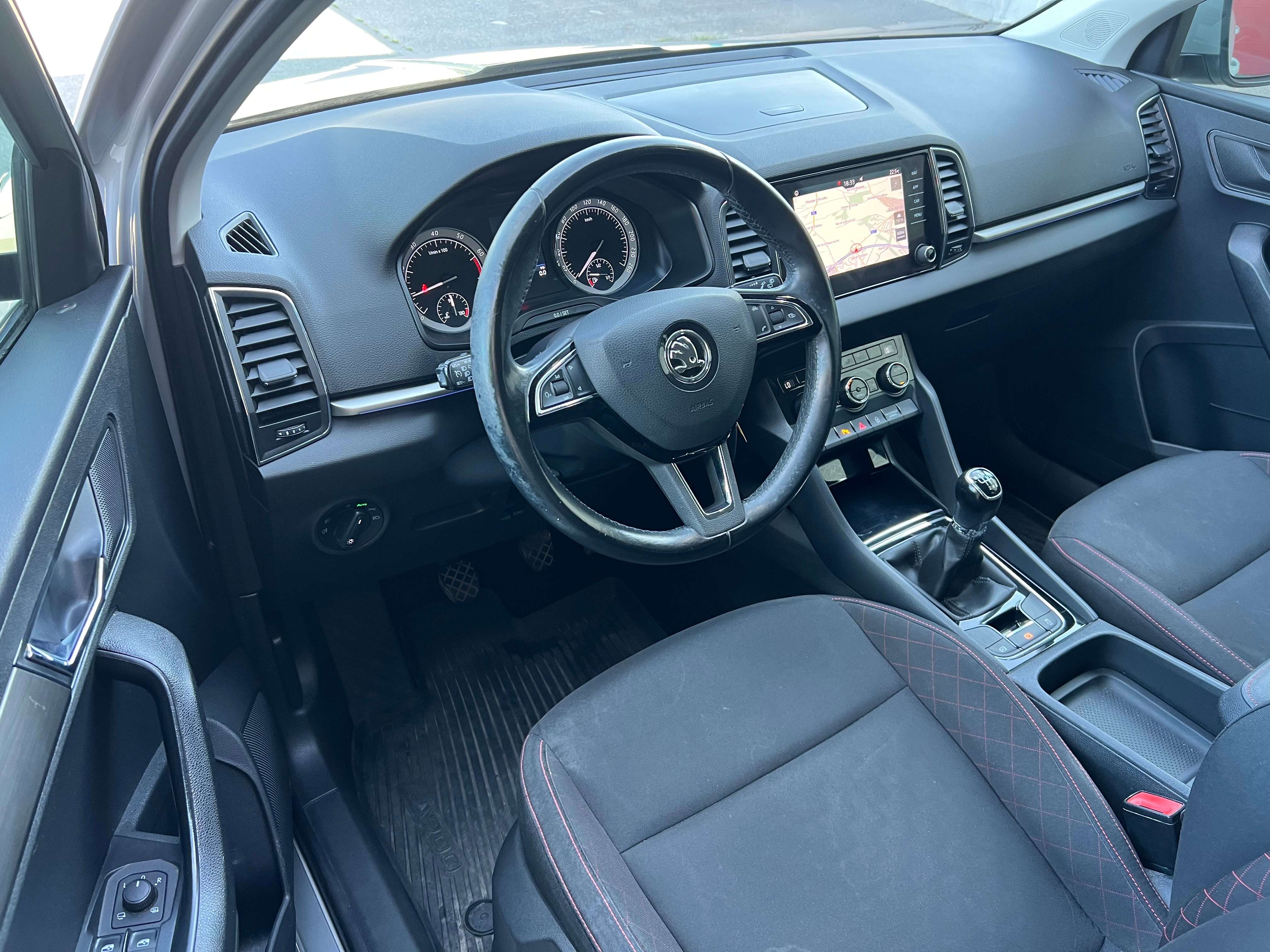 Skoda Karoq 1.0 TSI Ambition + CAR-PASS + GARANTIE + CAMÉRA + NAVI