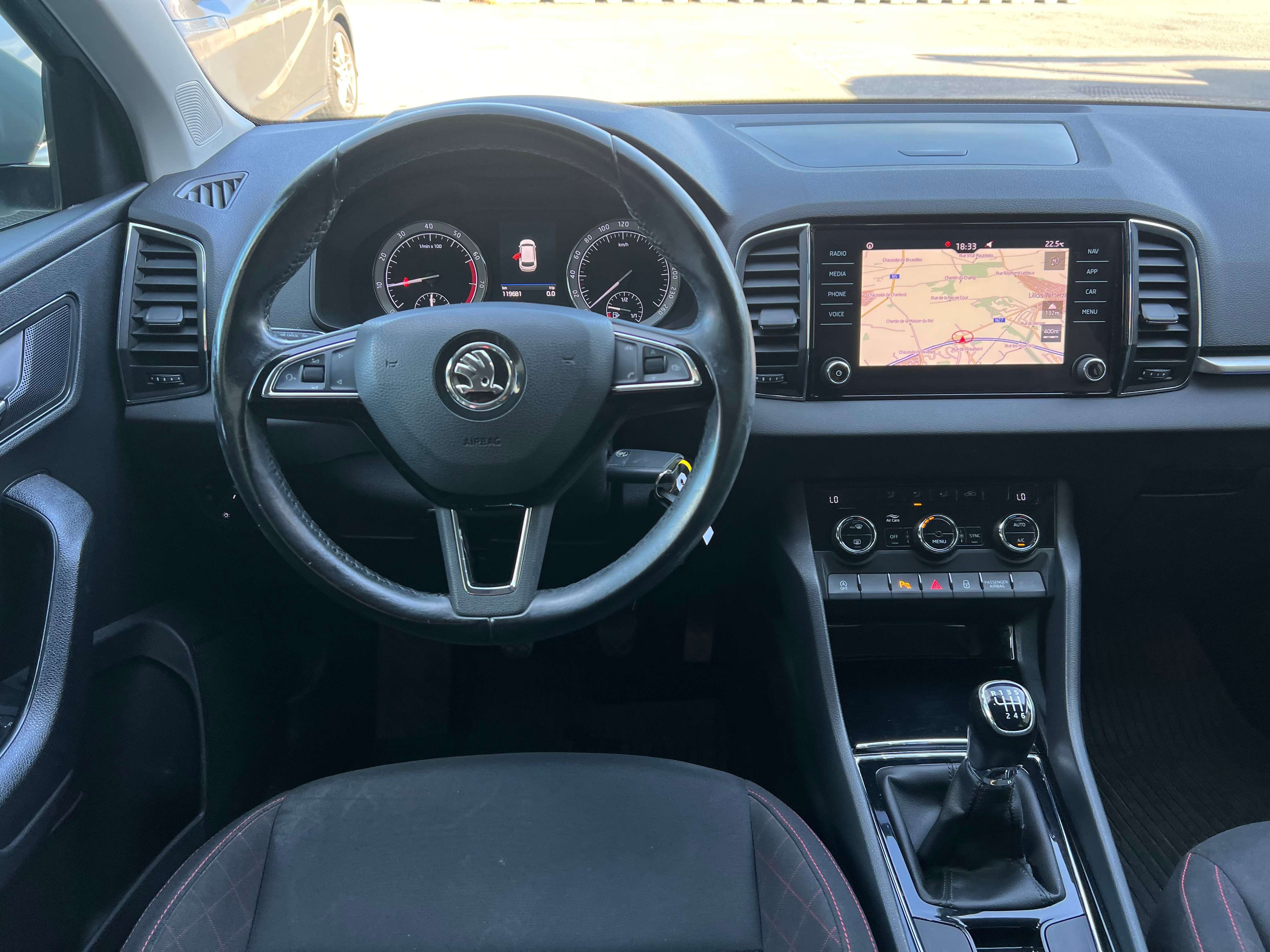 Skoda Karoq 1.0 TSI Ambition + CAR-PASS + GARANTIE + CAMÉRA + NAVI