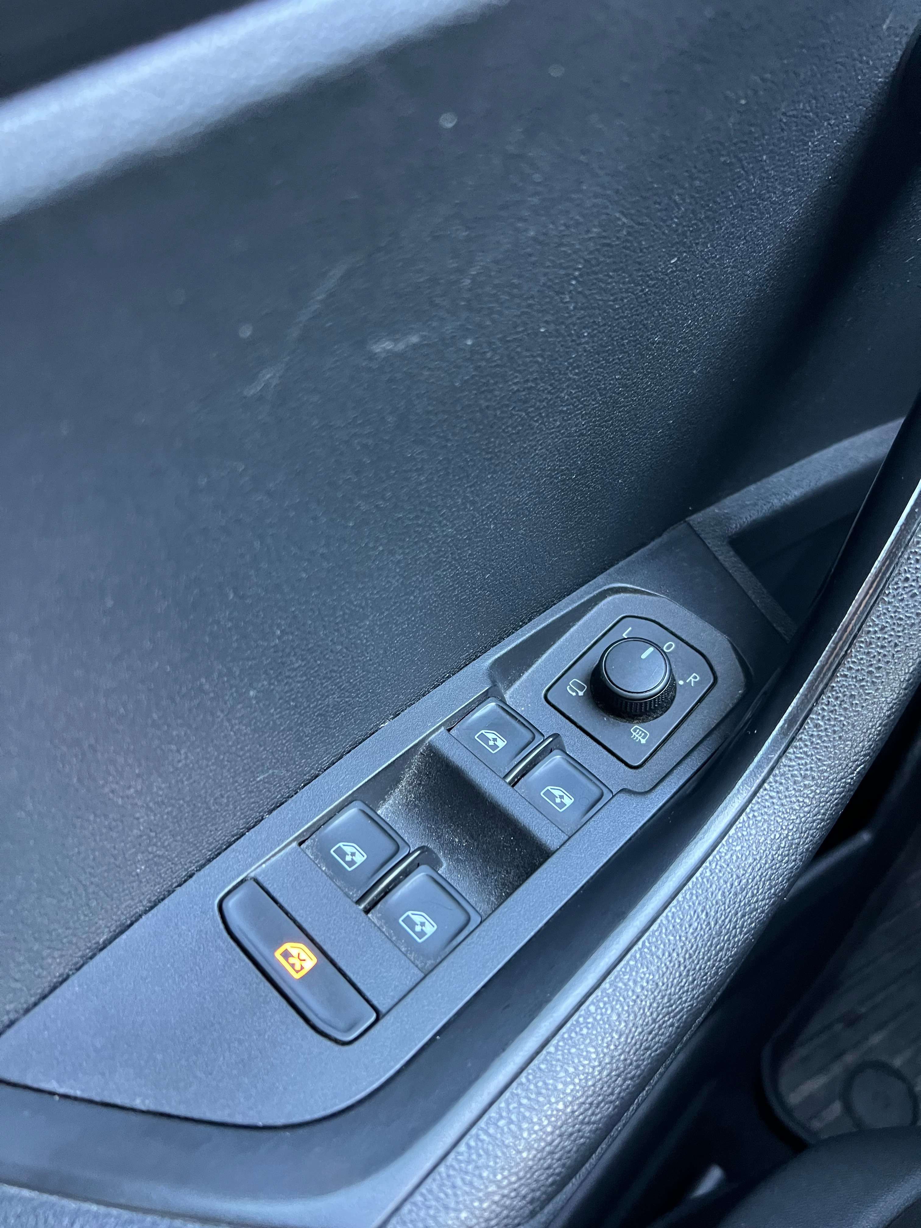 Skoda Karoq 1.0 TSI Ambition + CAR-PASS + GARANTIE + CAMÉRA + NAVI
