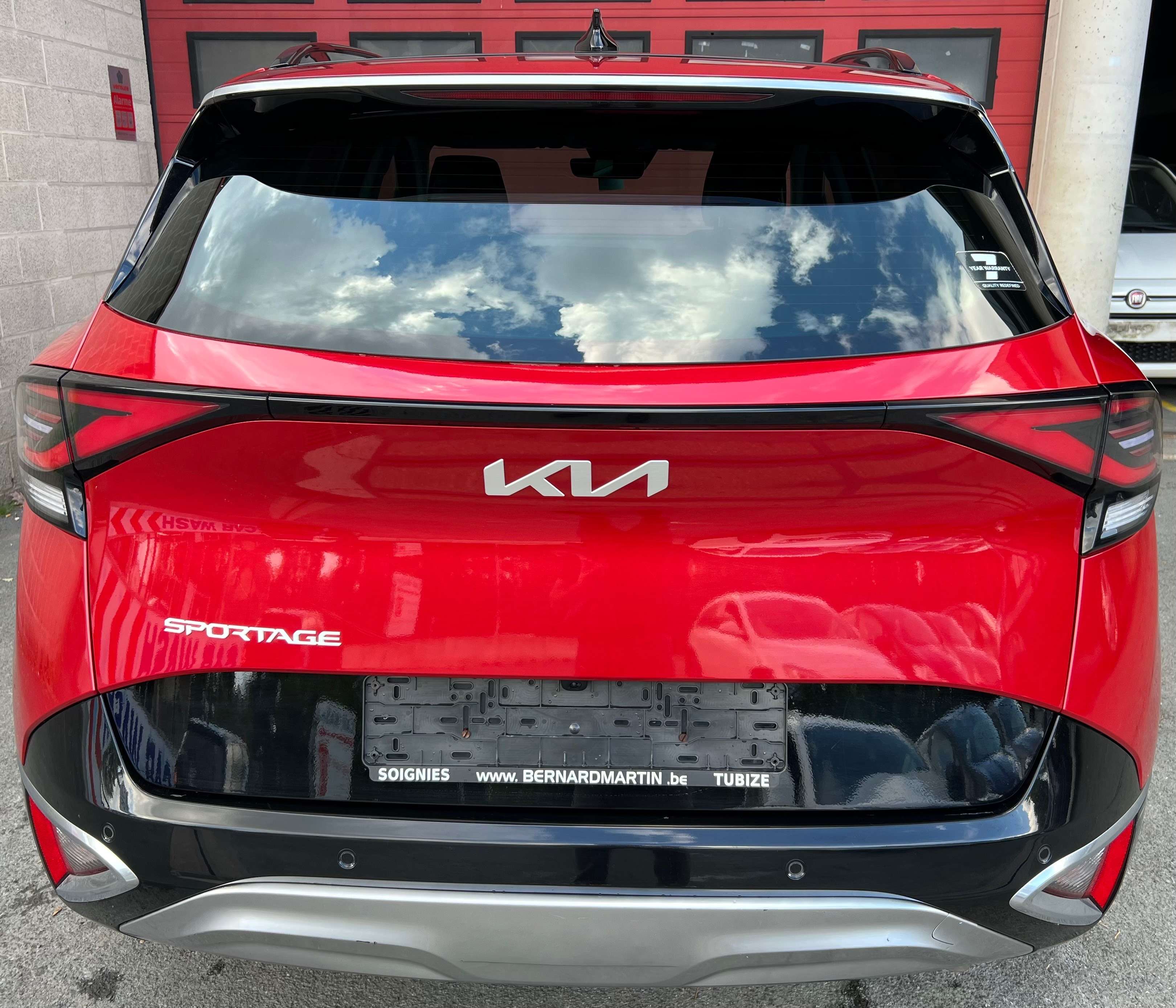 Kia Sportage 1.6 CRDi Black Edition DCT / FULL OPTIONS
