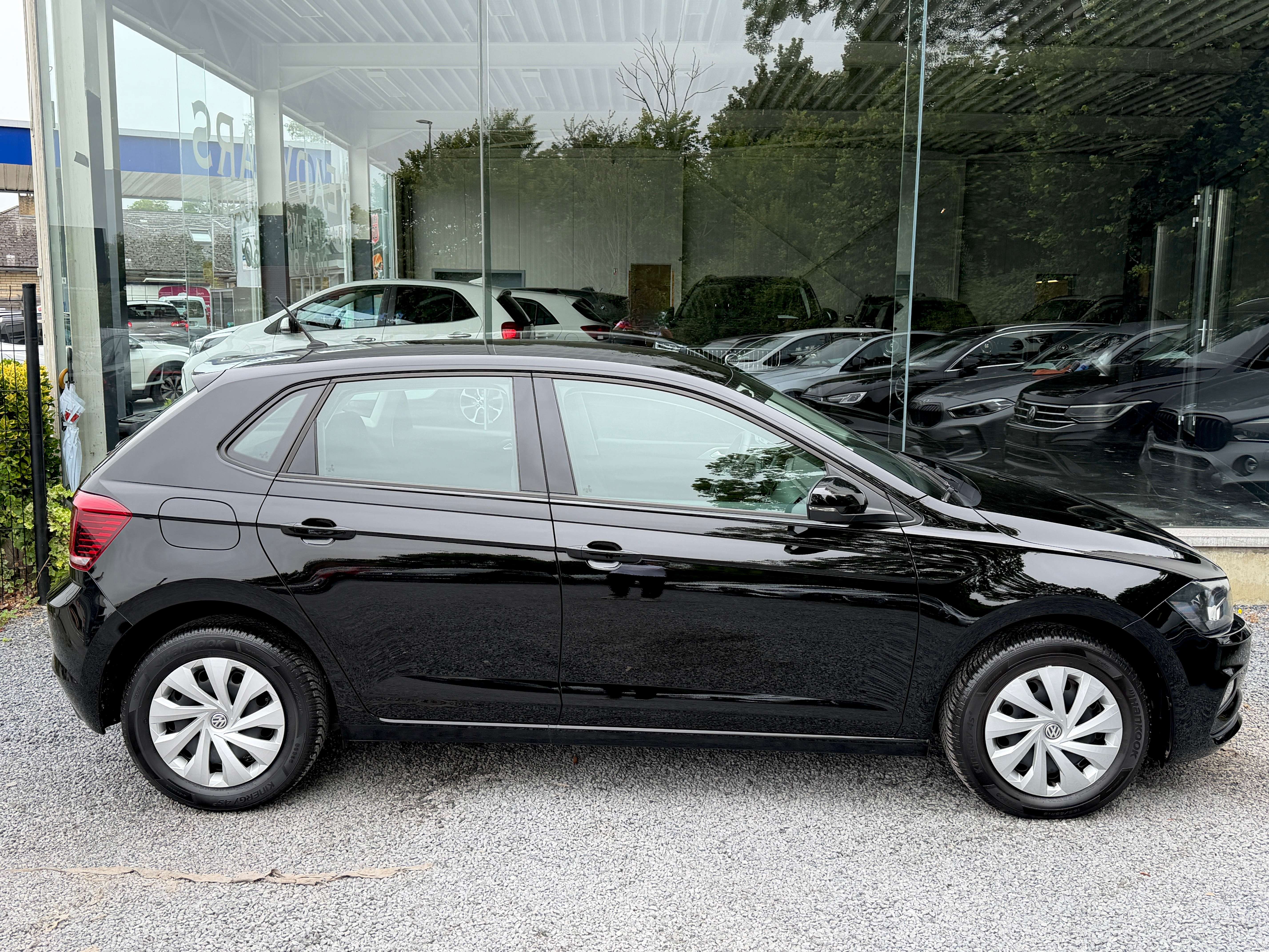Volkswagen Polo 1.0 TSI*95CV*CAMERA*SIEG CHAUFF*CARNET FULL*CARPLAY*EXCELLENT ETAT*GARANTIE