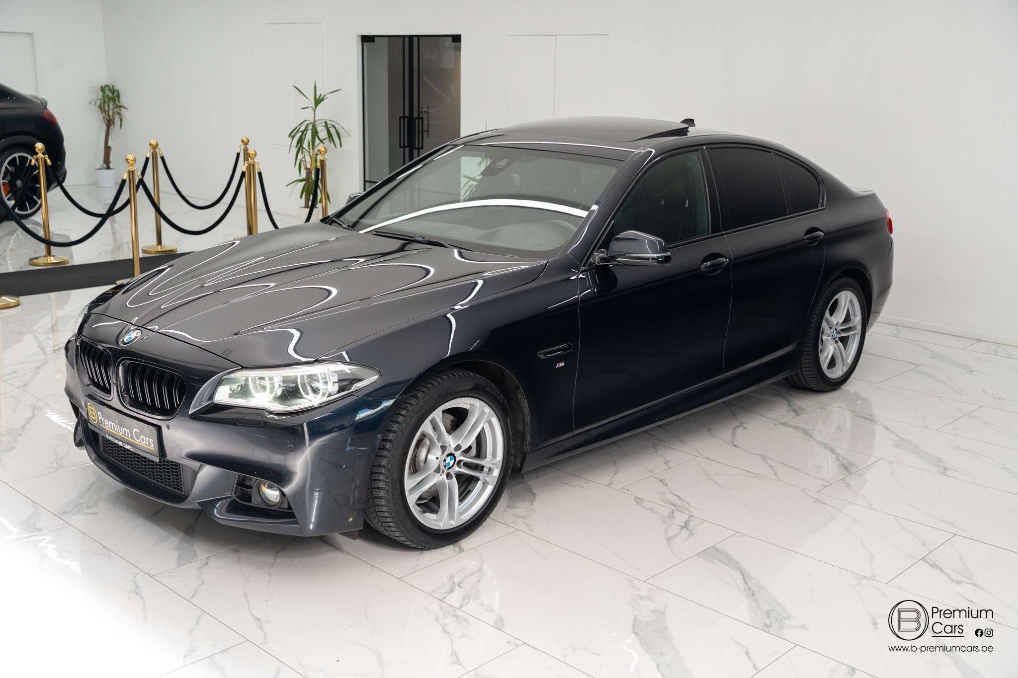 BMW 520 520D M-Pakket Facelift! Full!! Open dak! Camera!