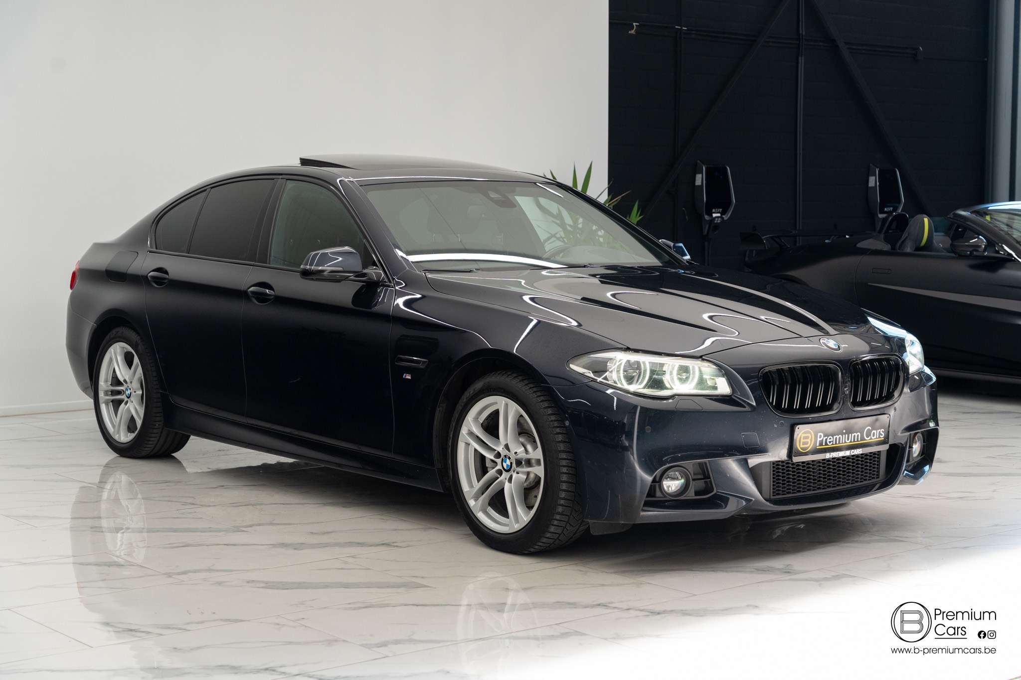BMW 520 520D M-Pakket Facelift! Full!! Open dak! Camera!