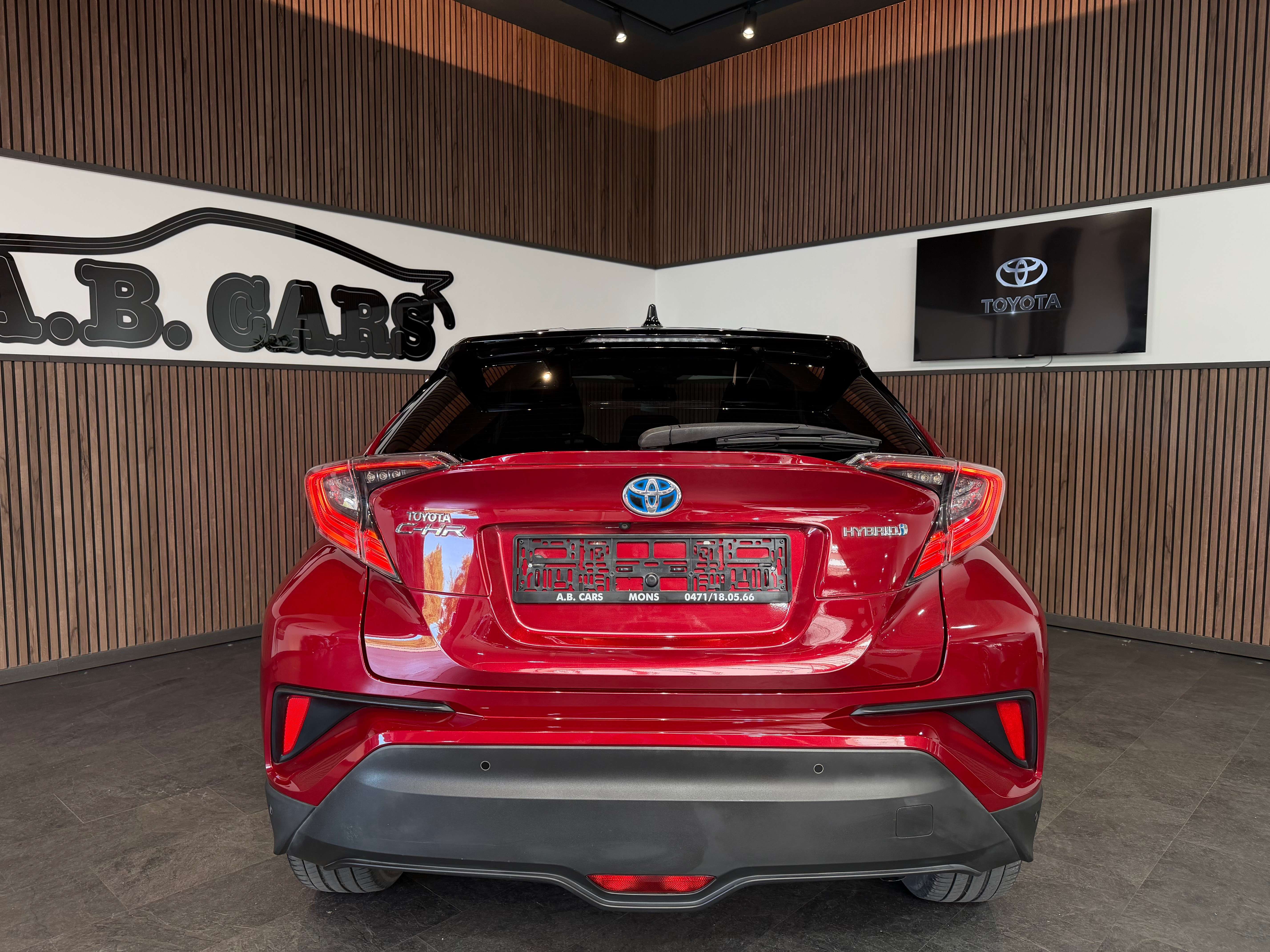 Toyota C-HR Hybrid 1.8i VVT-i - AUTOMATIQUE - 1ERPRO - CARNET FULL
