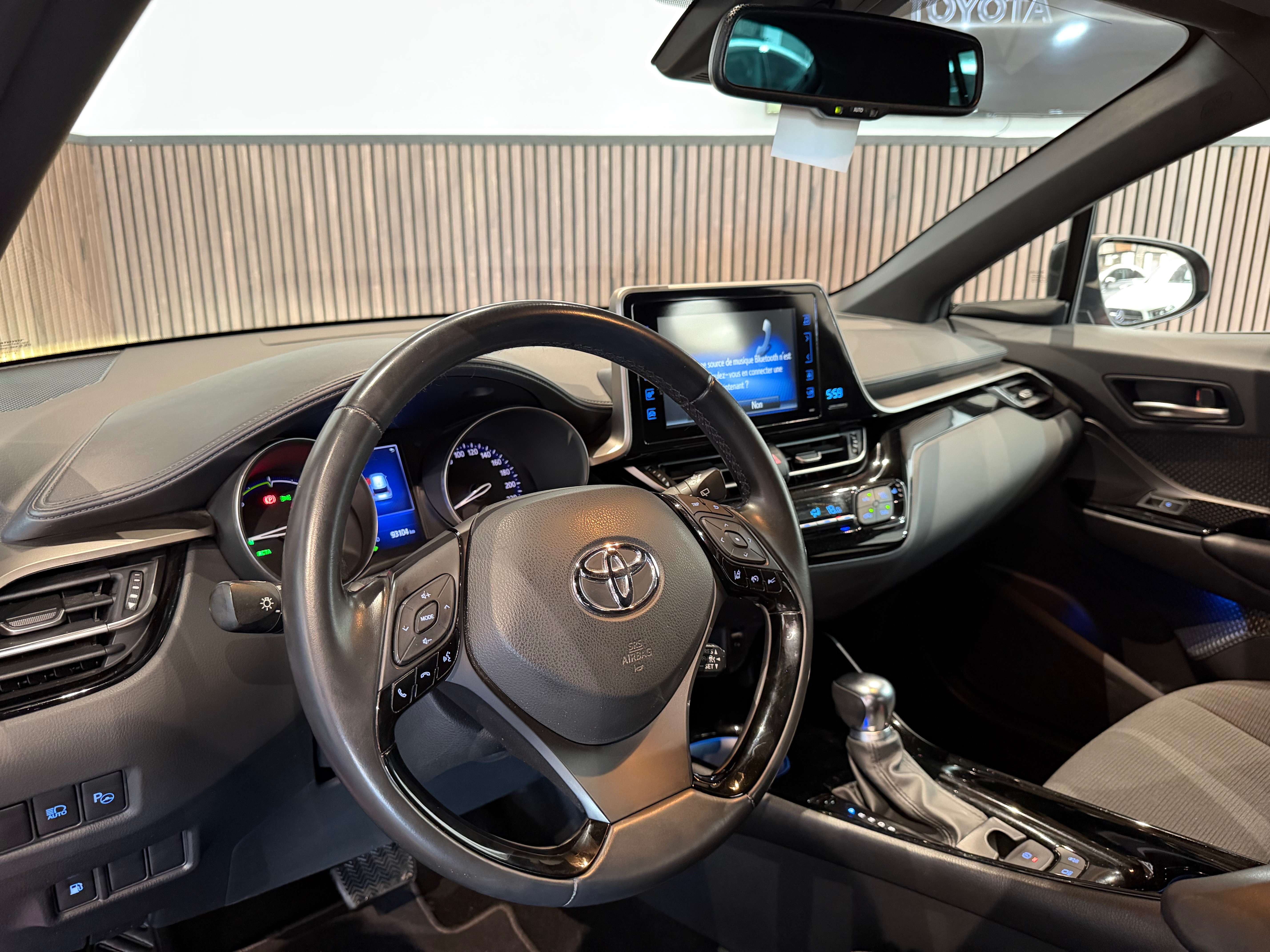 Toyota C-HR Hybrid 1.8i VVT-i - AUTOMATIQUE - 1ERPRO - CARNET FULL