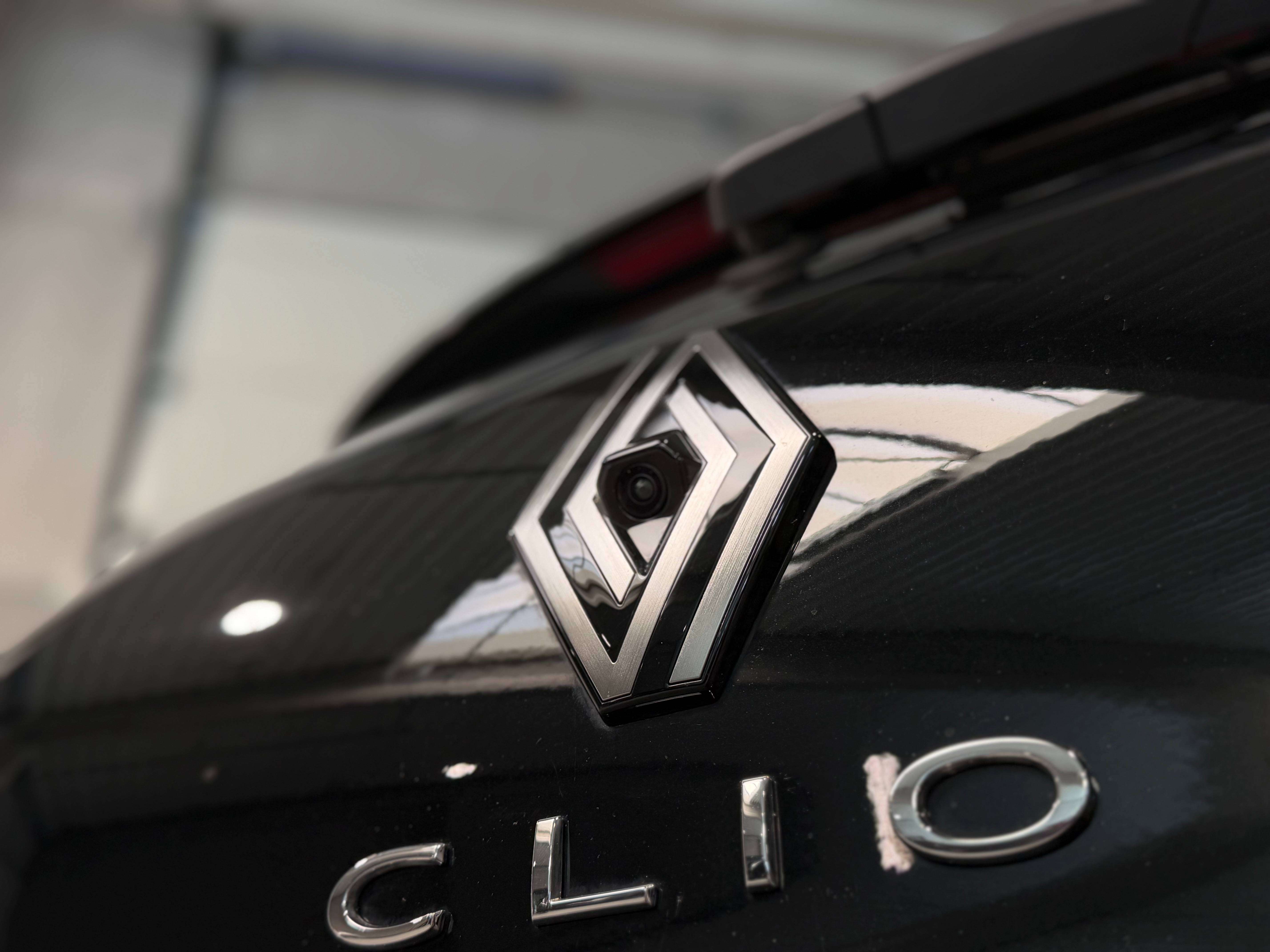 Renault Clio 1.0 TCe Techno, 360 Camera, GPS, Apple Car-Play, LED
