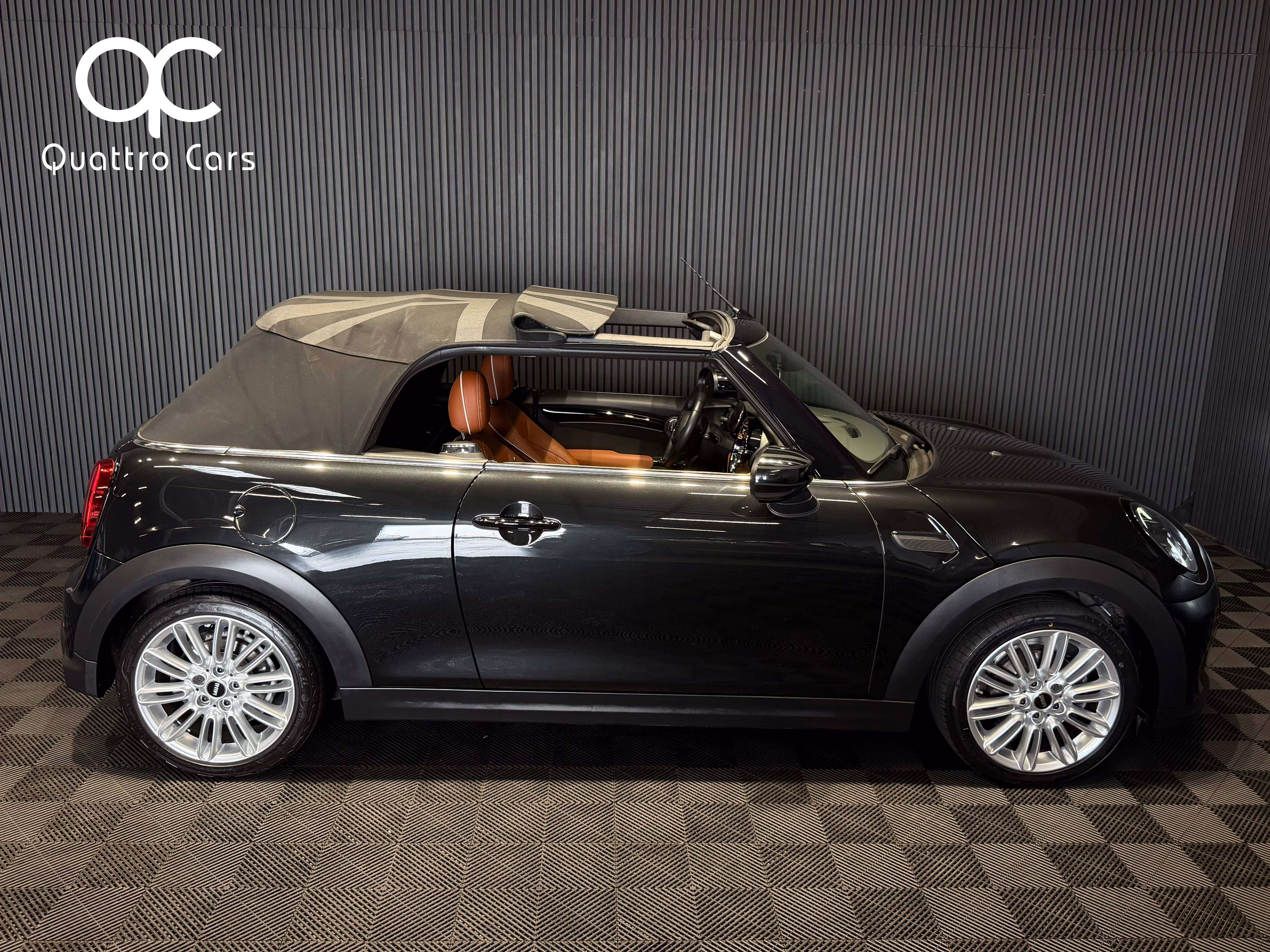 MINI Cooper Cabrio 1.5A / Boite auto / Cuir brun / Car play / Led / 1ere main
