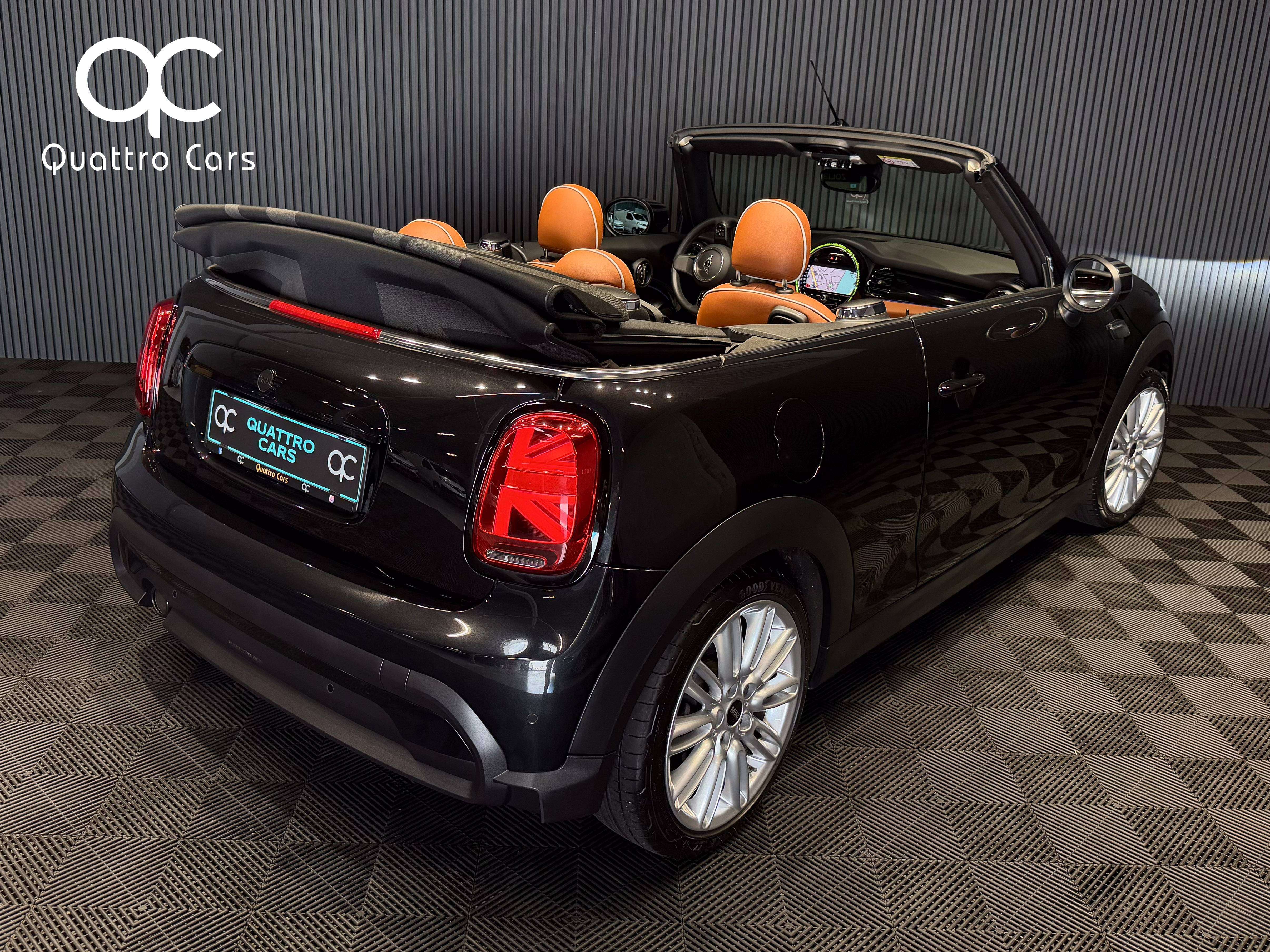 MINI Cooper Cabrio 1.5A / Boite auto / Cuir brun / Car play / Led / 1ere main