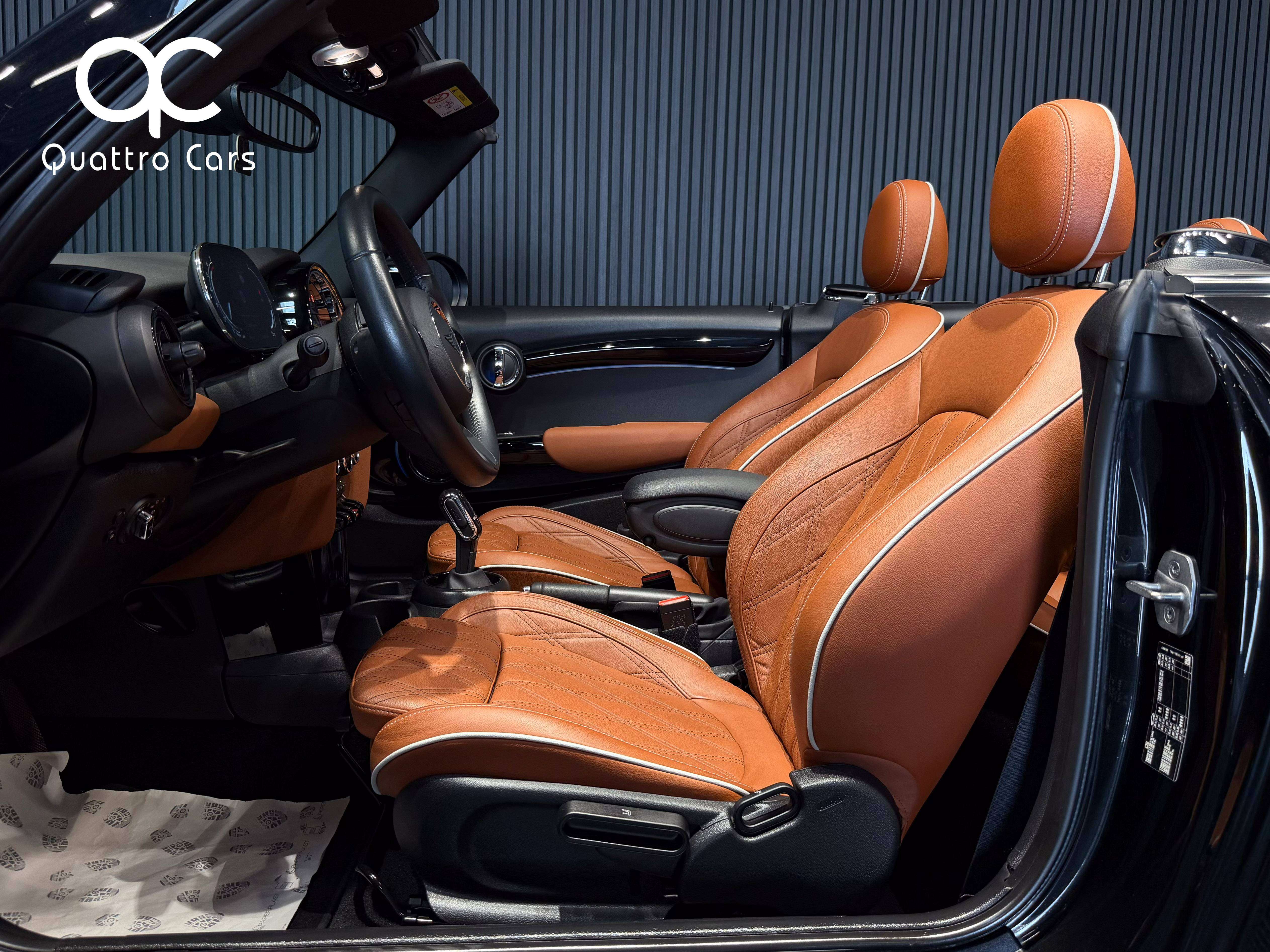 MINI Cooper Cabrio 1.5A / Boite auto / Cuir brun / Car play / Led / 1ere main