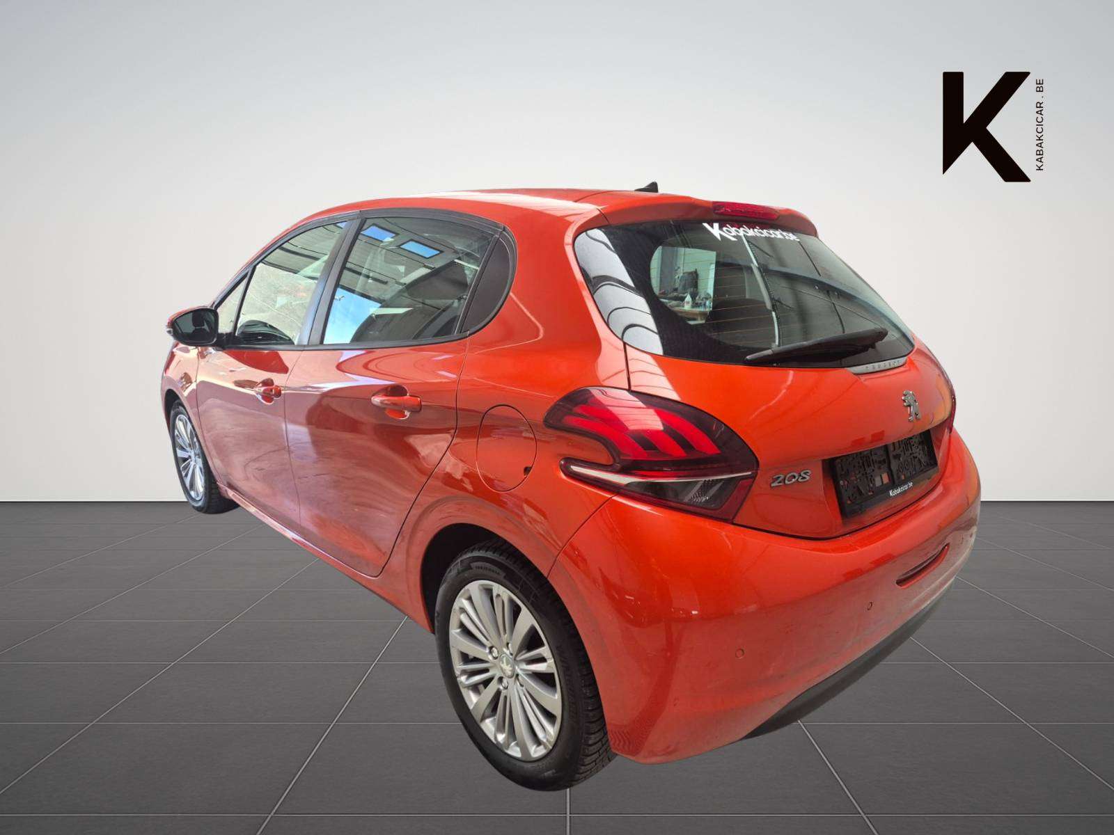Peugeot 208 1.2i Active / Ecran Multifonction + Navigation / Capteurs de Stationnement Arrière / Garantie 12 Mois
