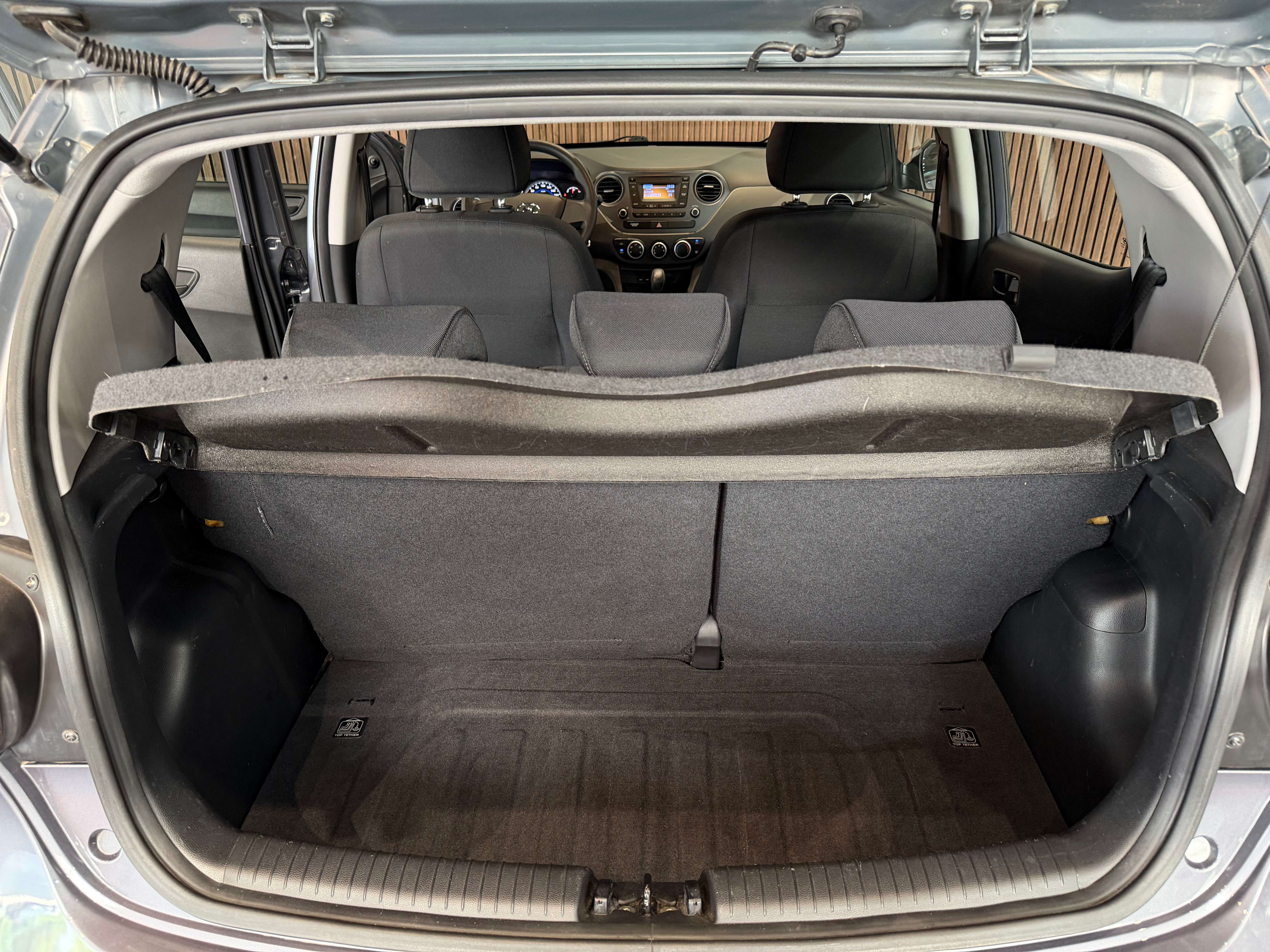 Hyundai i10 1.0i AUTOMATIQUE - GARANTIE 12MOIS - CARNET FULL