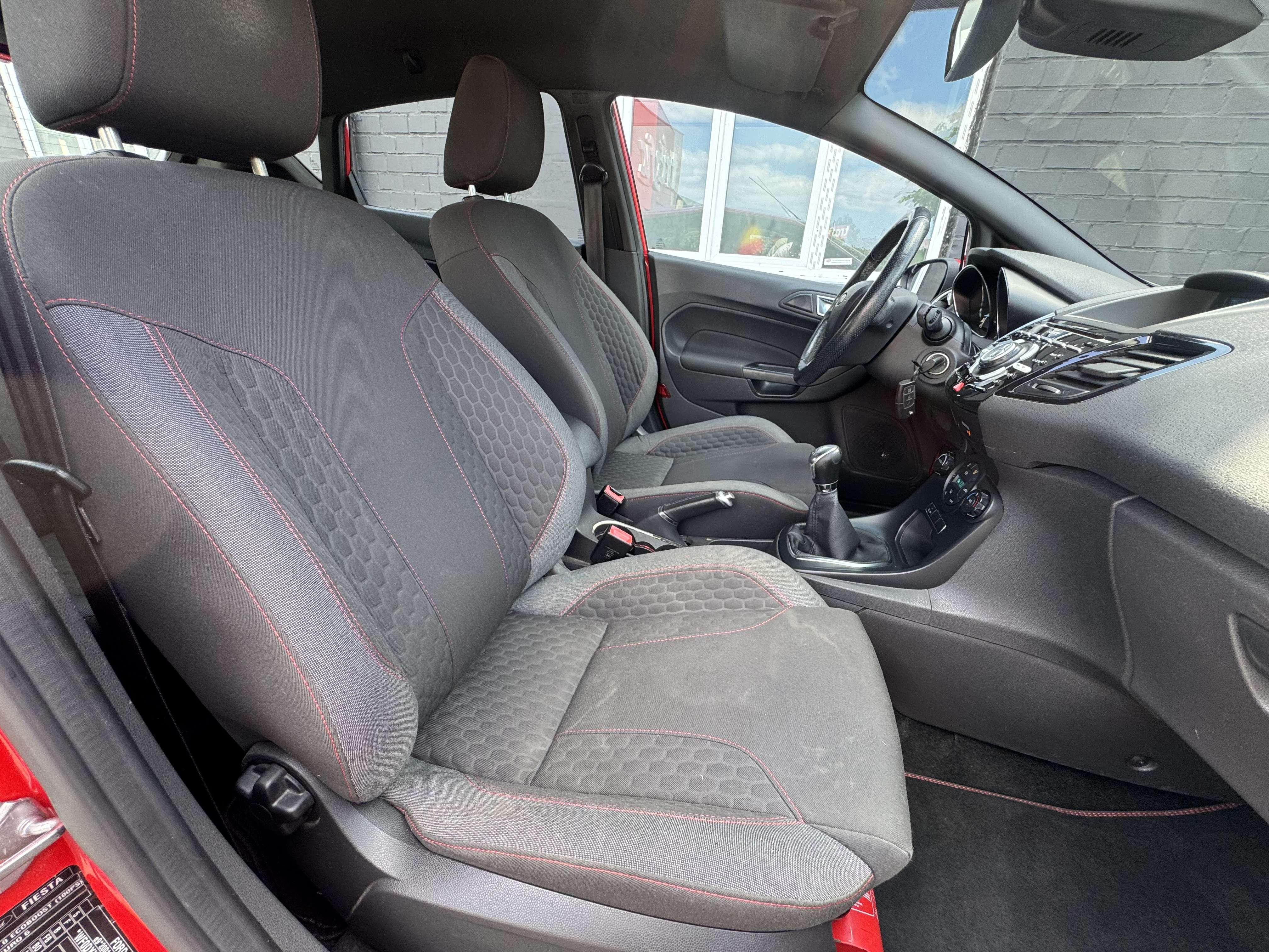 Ford Fiesta Fiesta 1.0 EcoBoost ST-Line * 1 ER MAIN*CARNET*CLIM*GARANTIE 12 MOIS