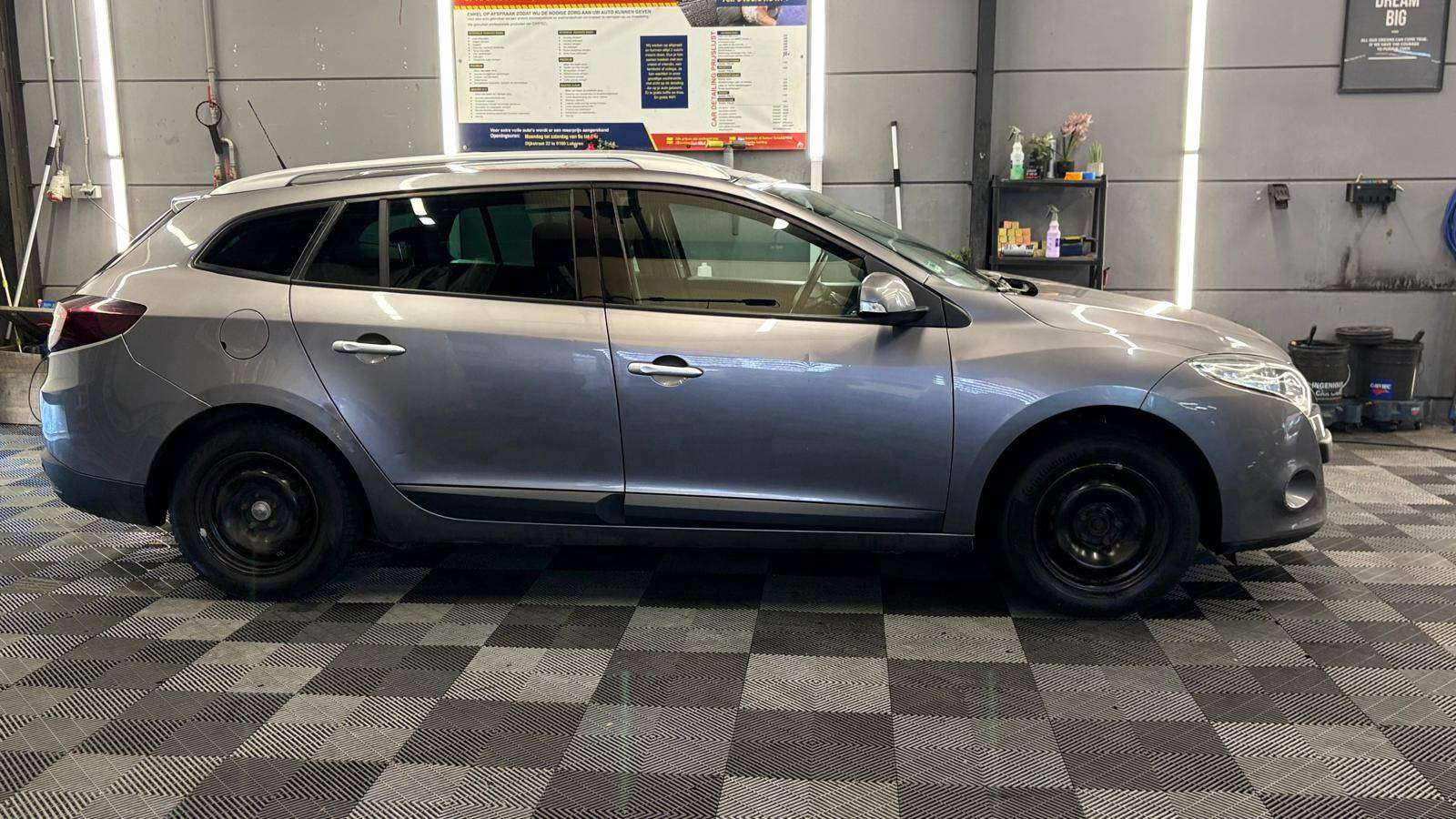 Renault Megane Megane 1.5 Dci bj. 2012 AUTOMAAT Euro 5