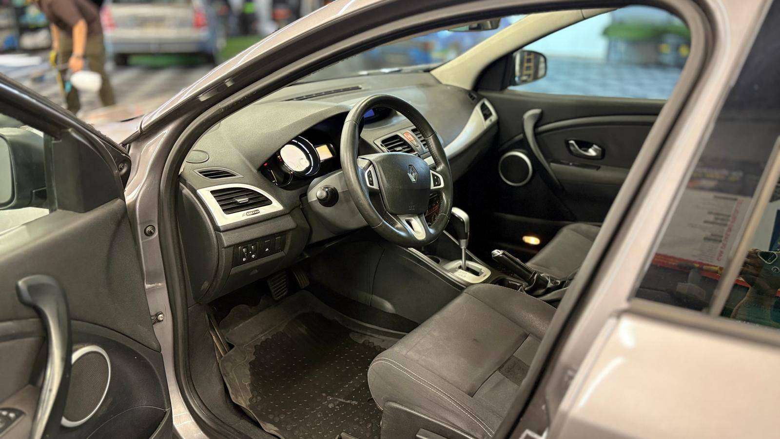 Renault Megane Megane 1.5 Dci bj. 2012 AUTOMAAT Euro 5