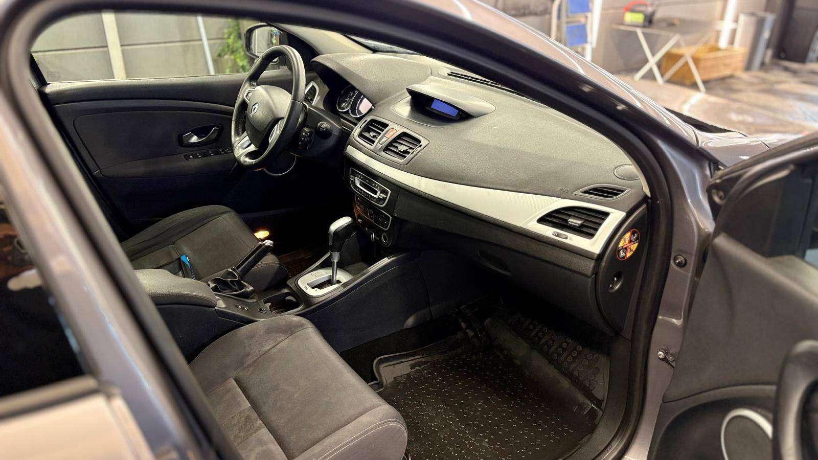 Renault Megane Megane 1.5 Dci bj. 2012 AUTOMAAT Euro 5