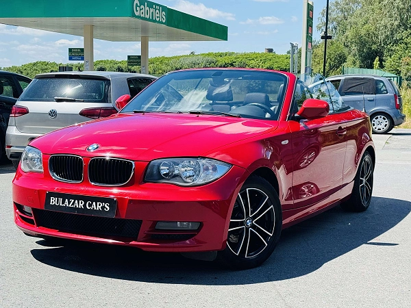 BMW 118 118i CABRIOLET*NAVI*SEMI CUIR*CARNET*EURO5*SUPERBE CABRIOLET*GARANTIE 12 MOIS