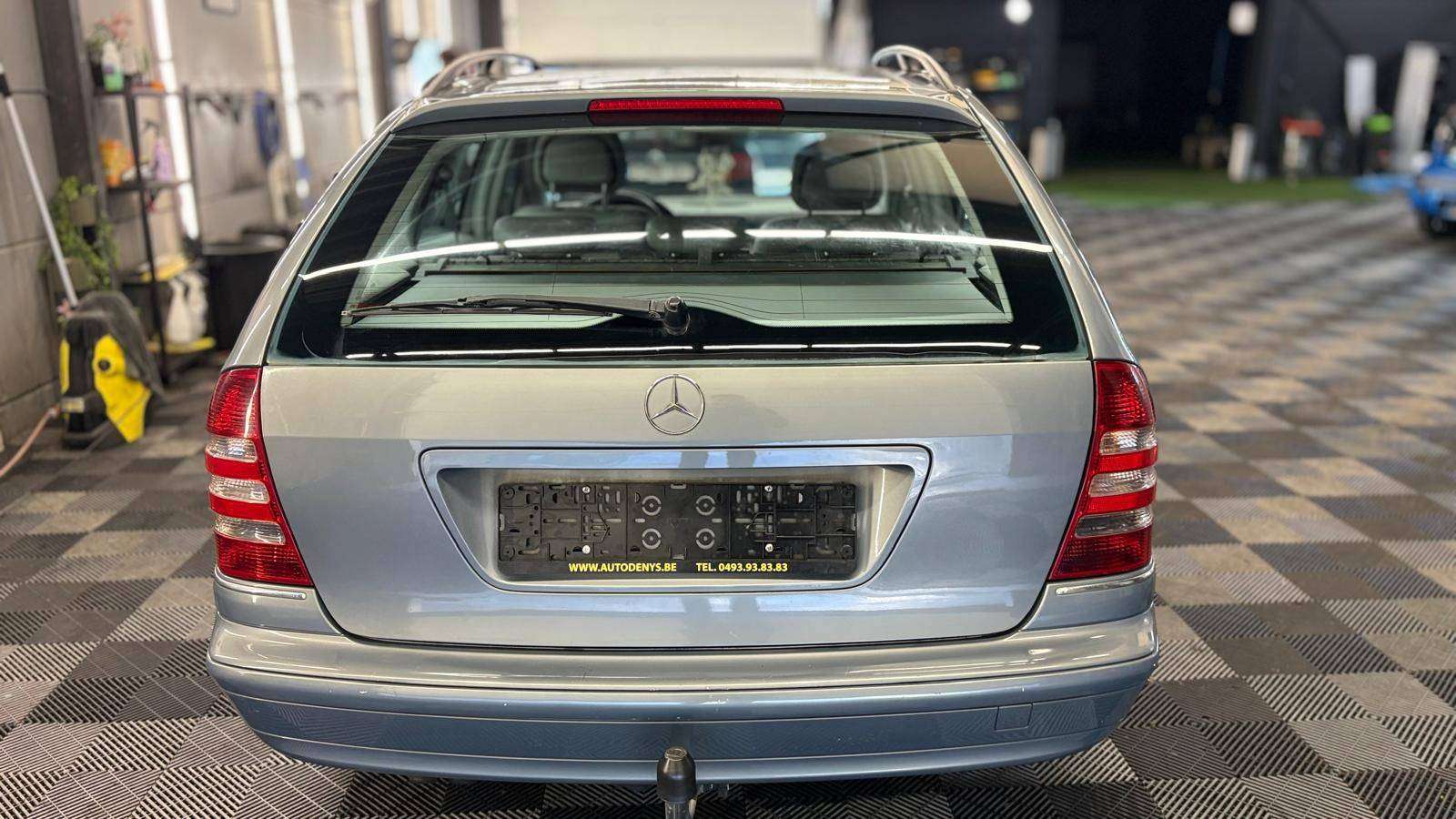 Mercedes-Benz C 220 CDI AUTOMAAT 387000KM bj2005