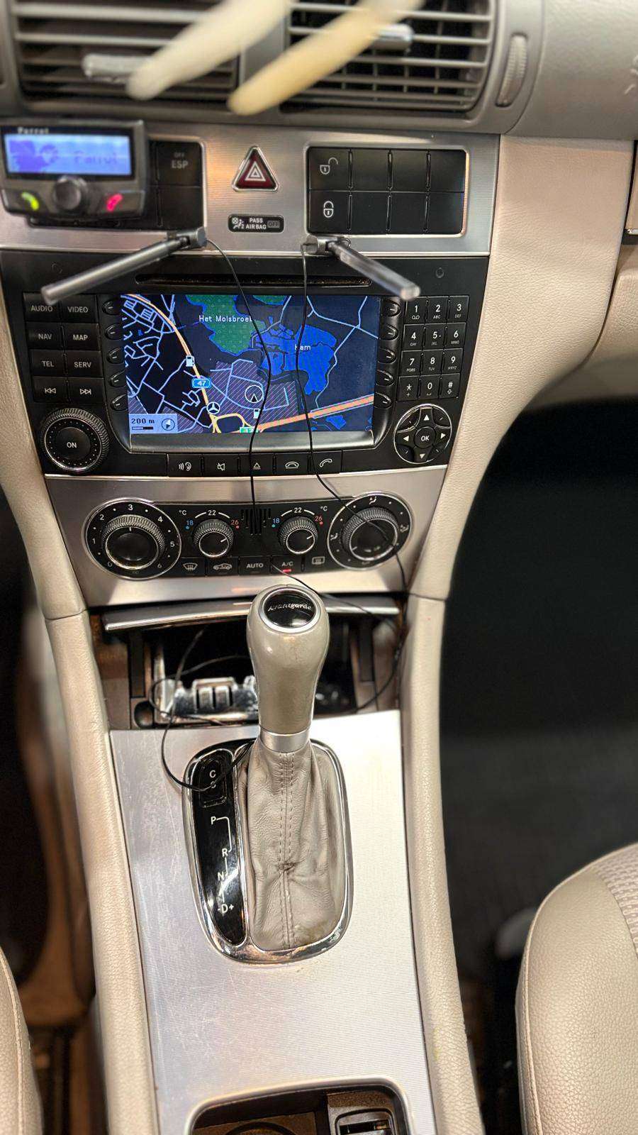 Mercedes-Benz C 220 CDI AUTOMAAT 387000KM bj2005